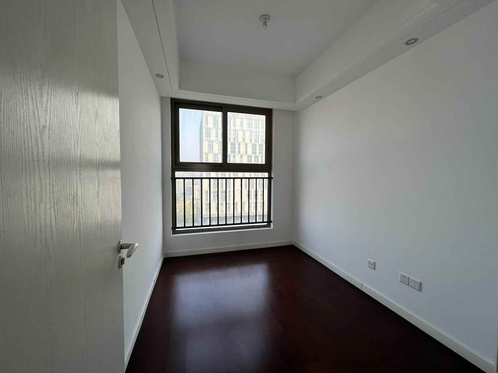 九玺台 3室2厅2卫 143.11m&sup2;