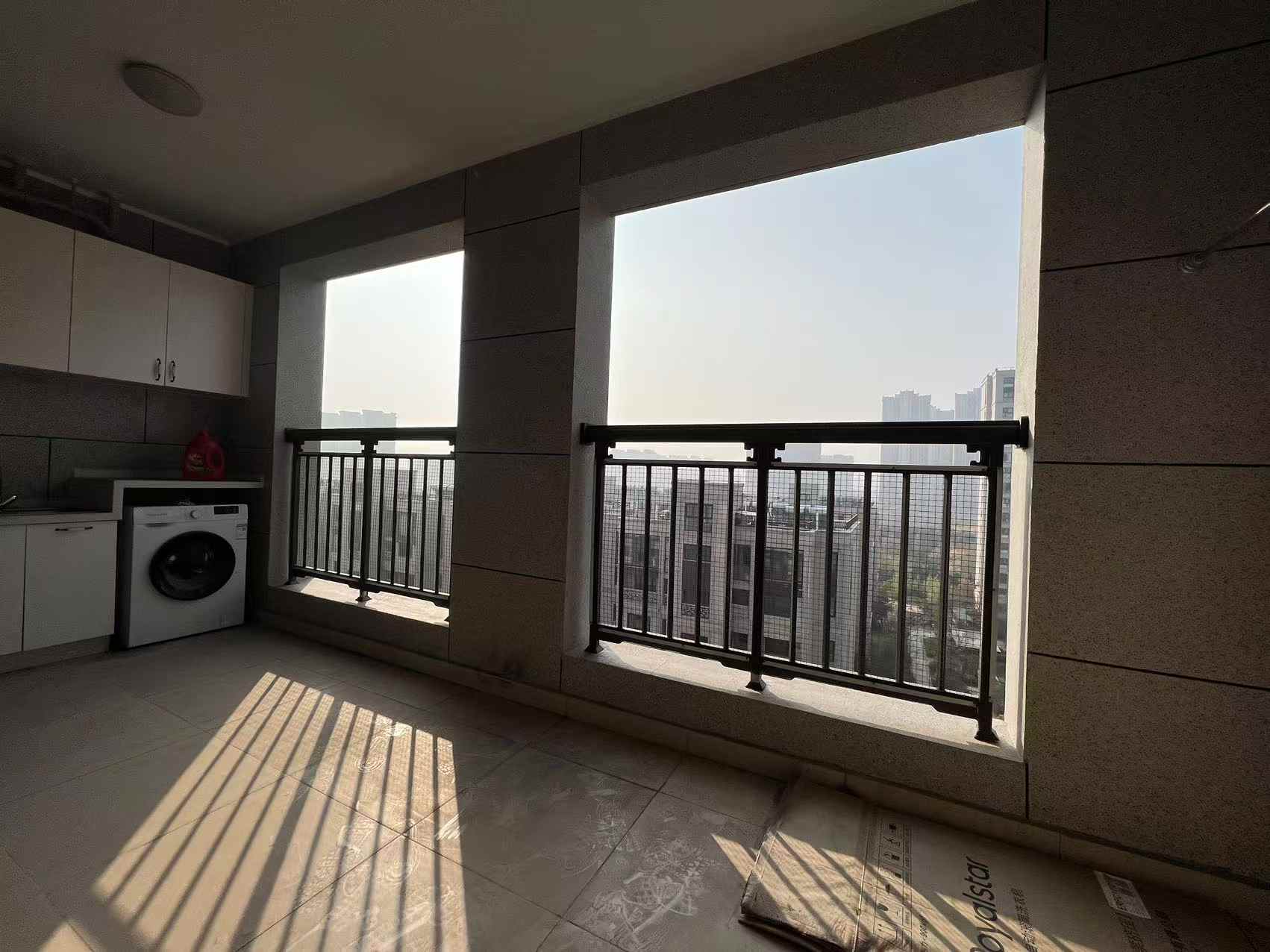 九玺台 3室2厅2卫 143.11m&sup2;