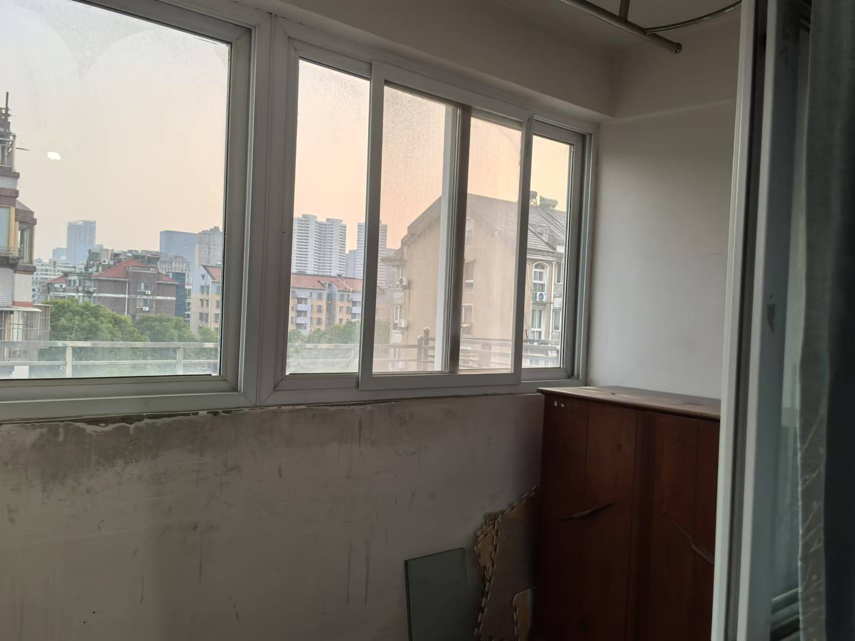 锦安花园一期 2室2厅1卫 106m&sup2;