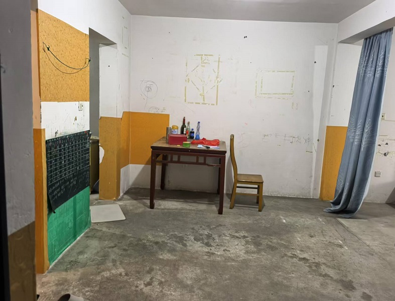 锦安花园一期 2室2厅1卫 106m&sup2;