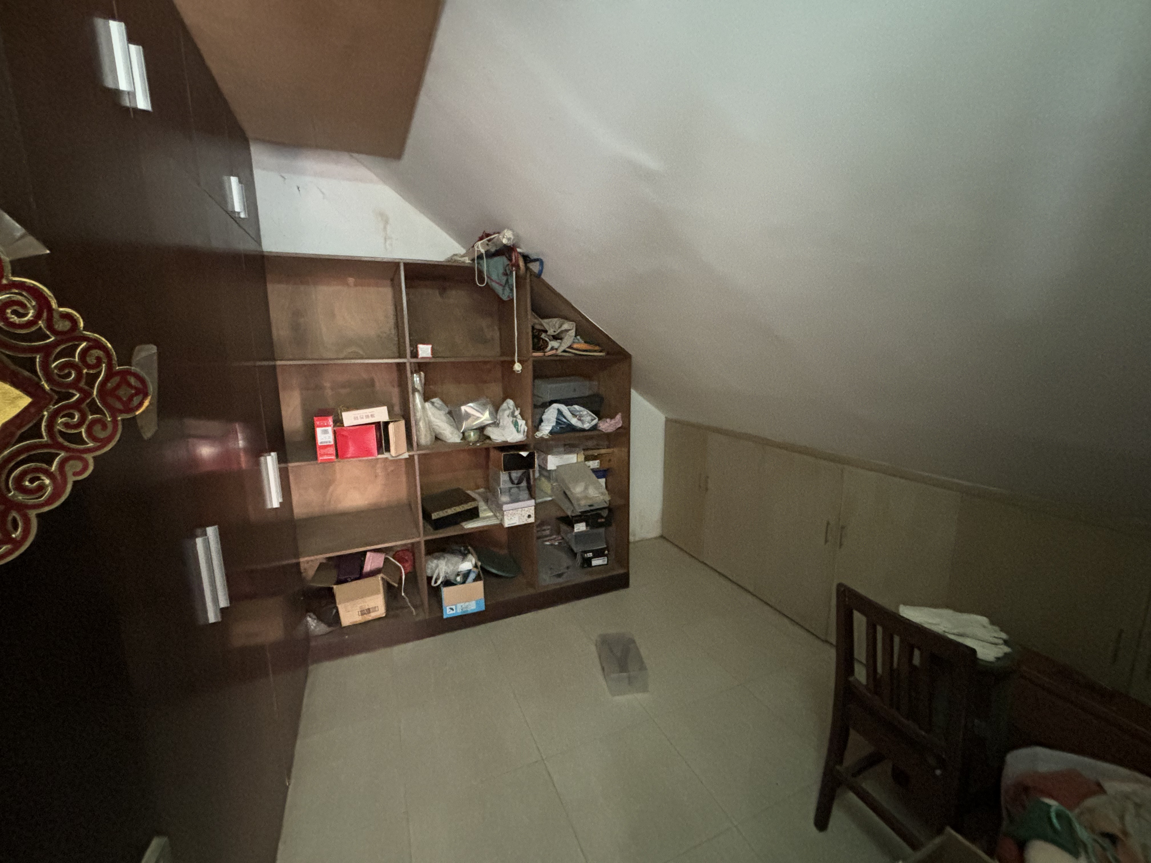 千禧园 5室2厅2卫 180m&sup2;