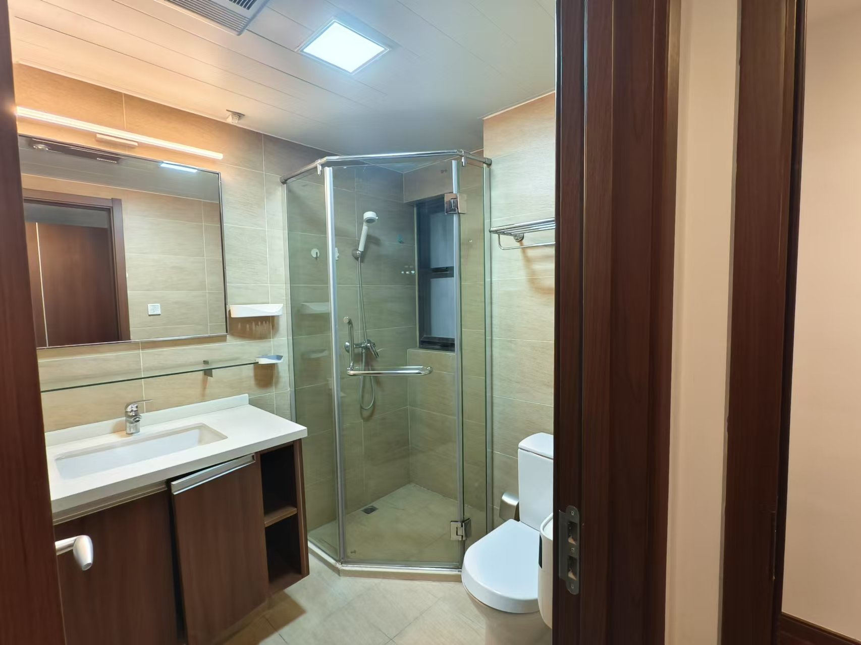 万科城市之光 3室2厅2卫 120m&sup2;