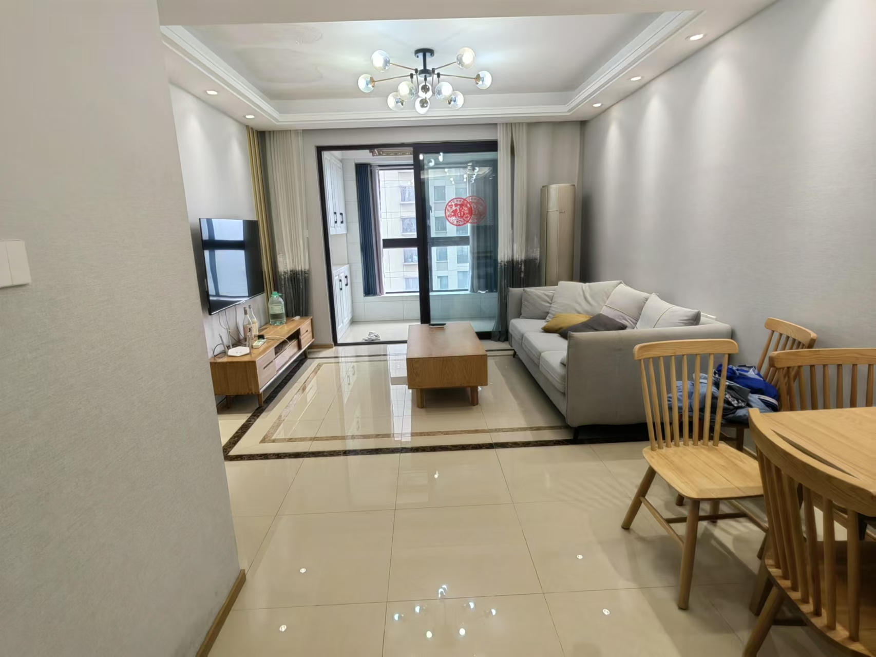 云樾东方 3室2厅1卫 95m&sup2;