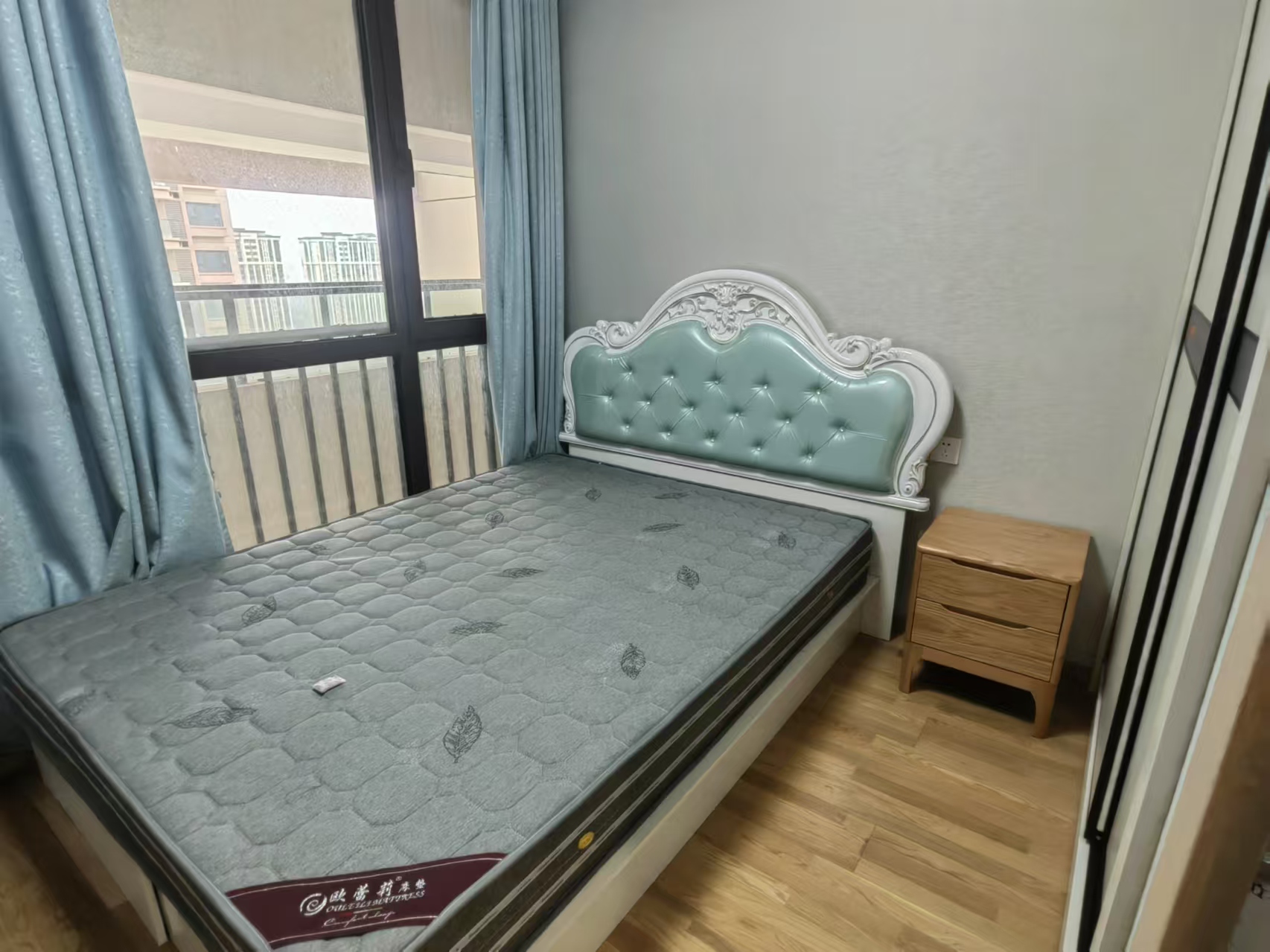 云樾东方 3室2厅1卫 95m&sup2;