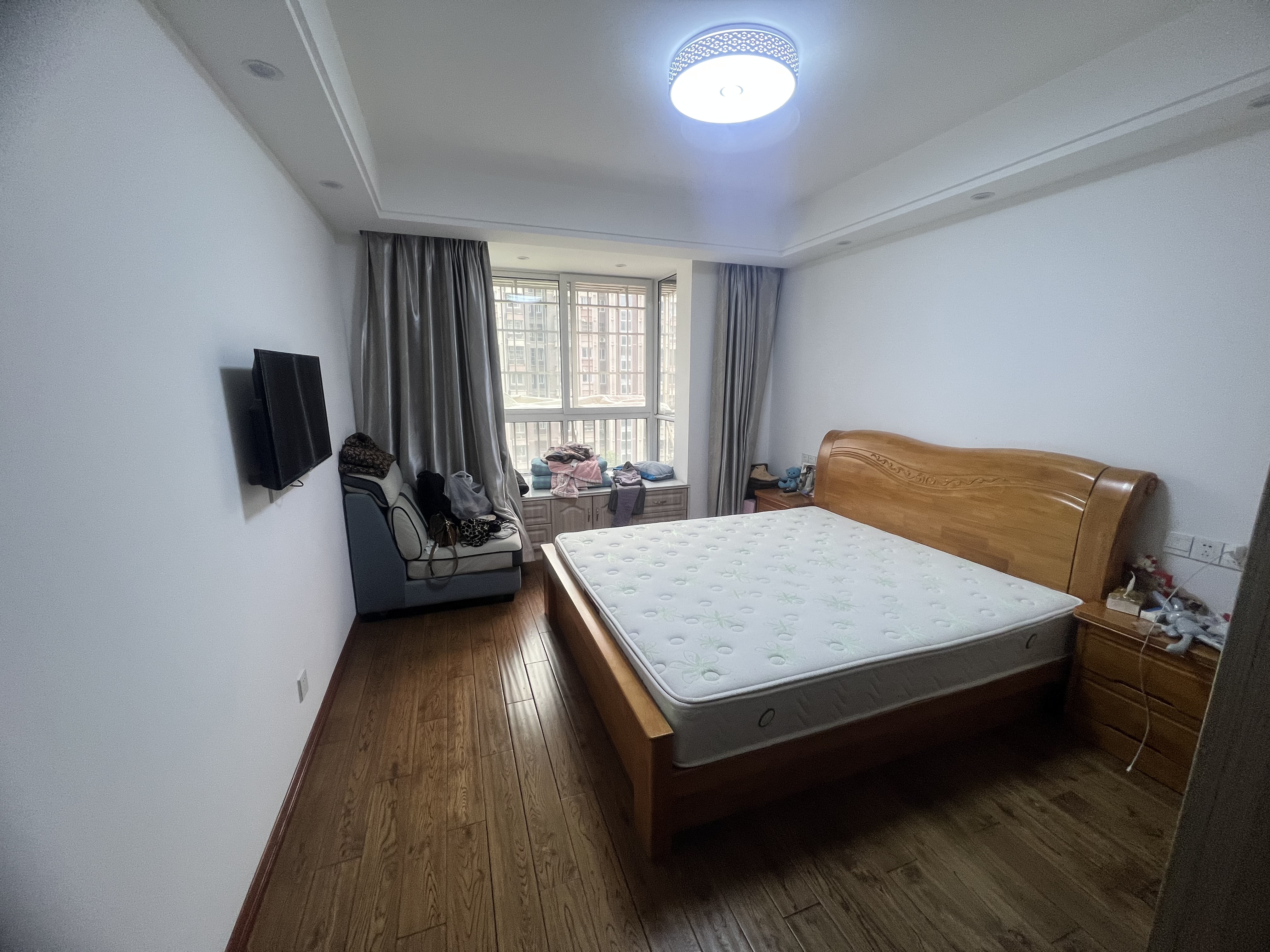 江海东苑 3室2厅2卫 147m&sup2;