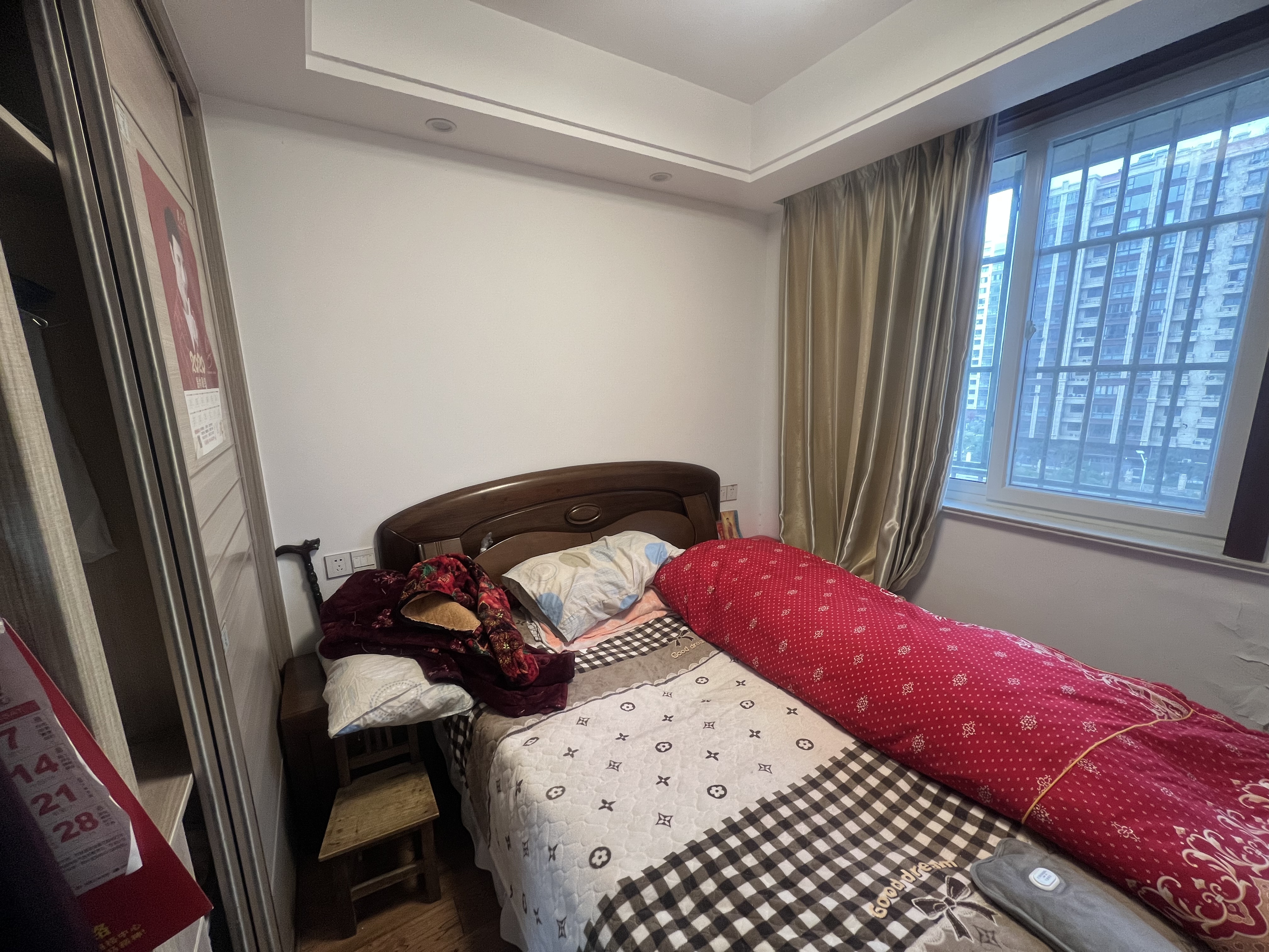 江海东苑 3室2厅2卫 147m&sup2;
