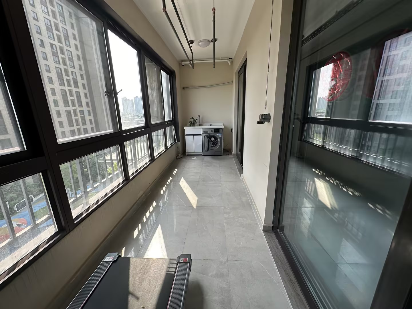 湖山源著 4室2厅2卫 144m&sup2;