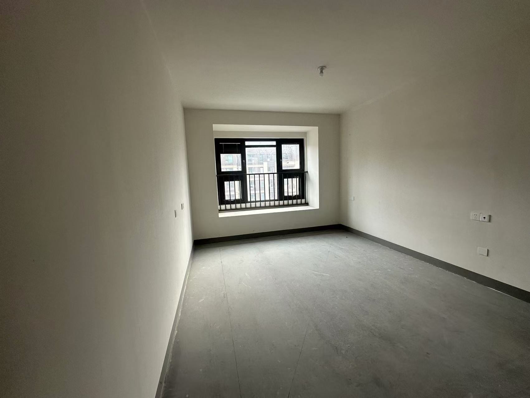 建发御珑湾 4室2厅2卫 131m&sup2;