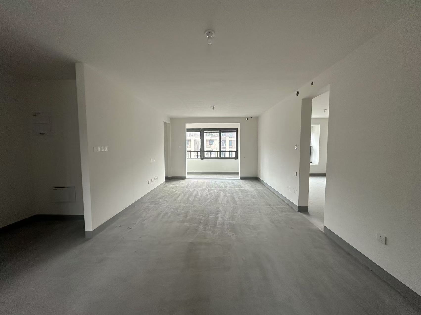 建发御珑湾 4室2厅2卫 131m&sup2;
