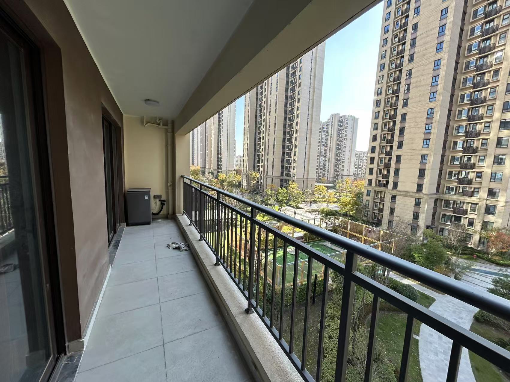 春风南岸西园 3室2厅2卫 121.96m&sup2;