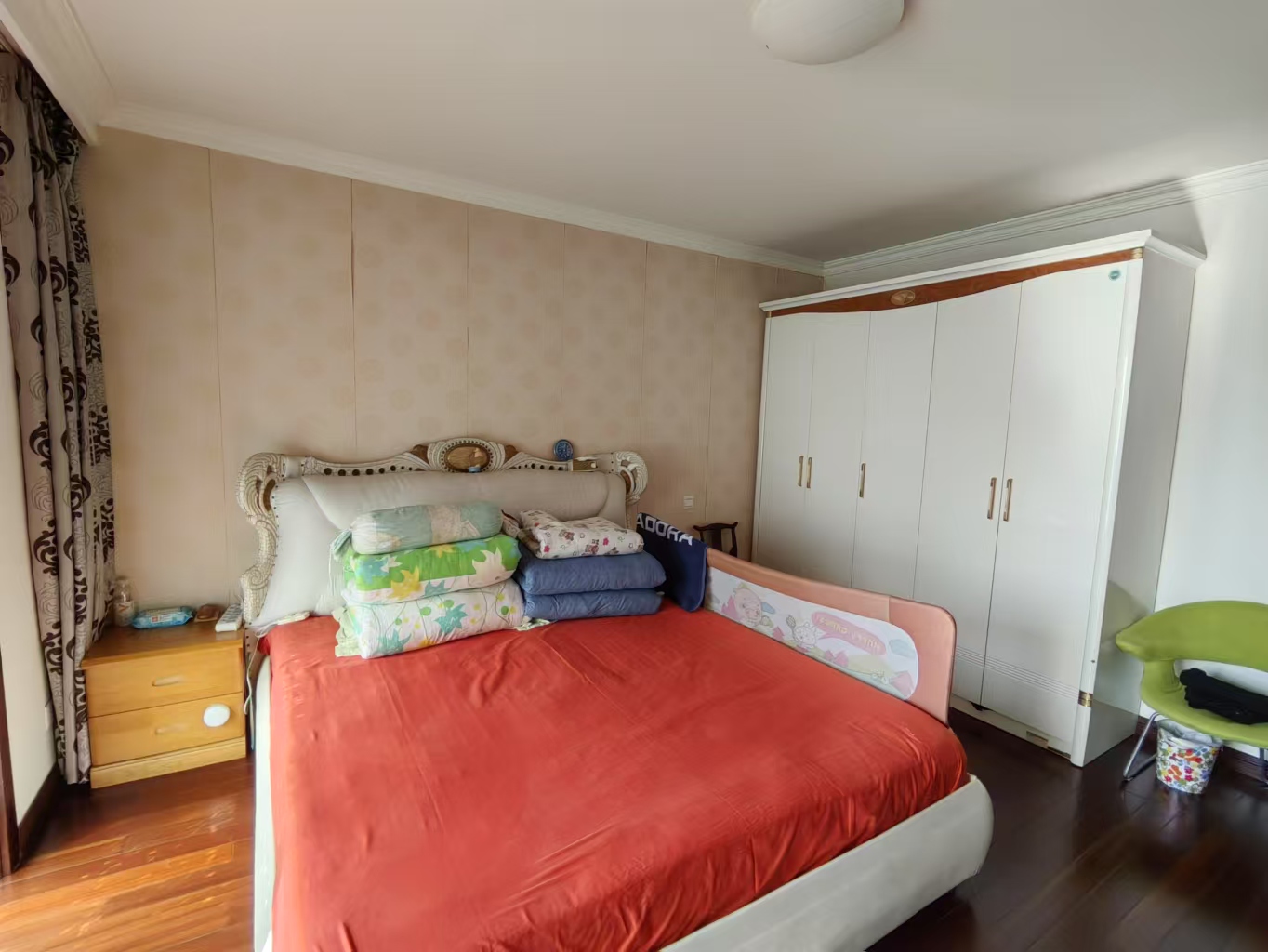 盛和永兴花苑 4室3厅2卫 182.00m&sup2;