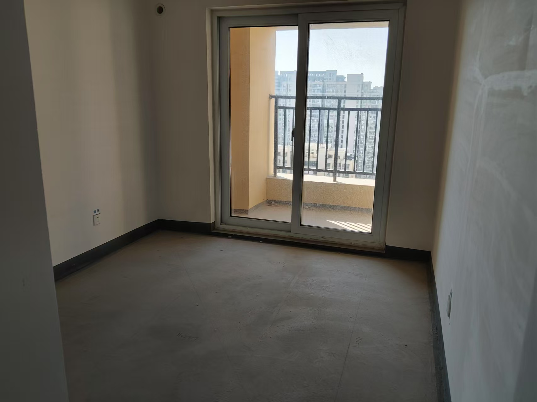 世茂新界 3室2厅2卫 123m&sup2;