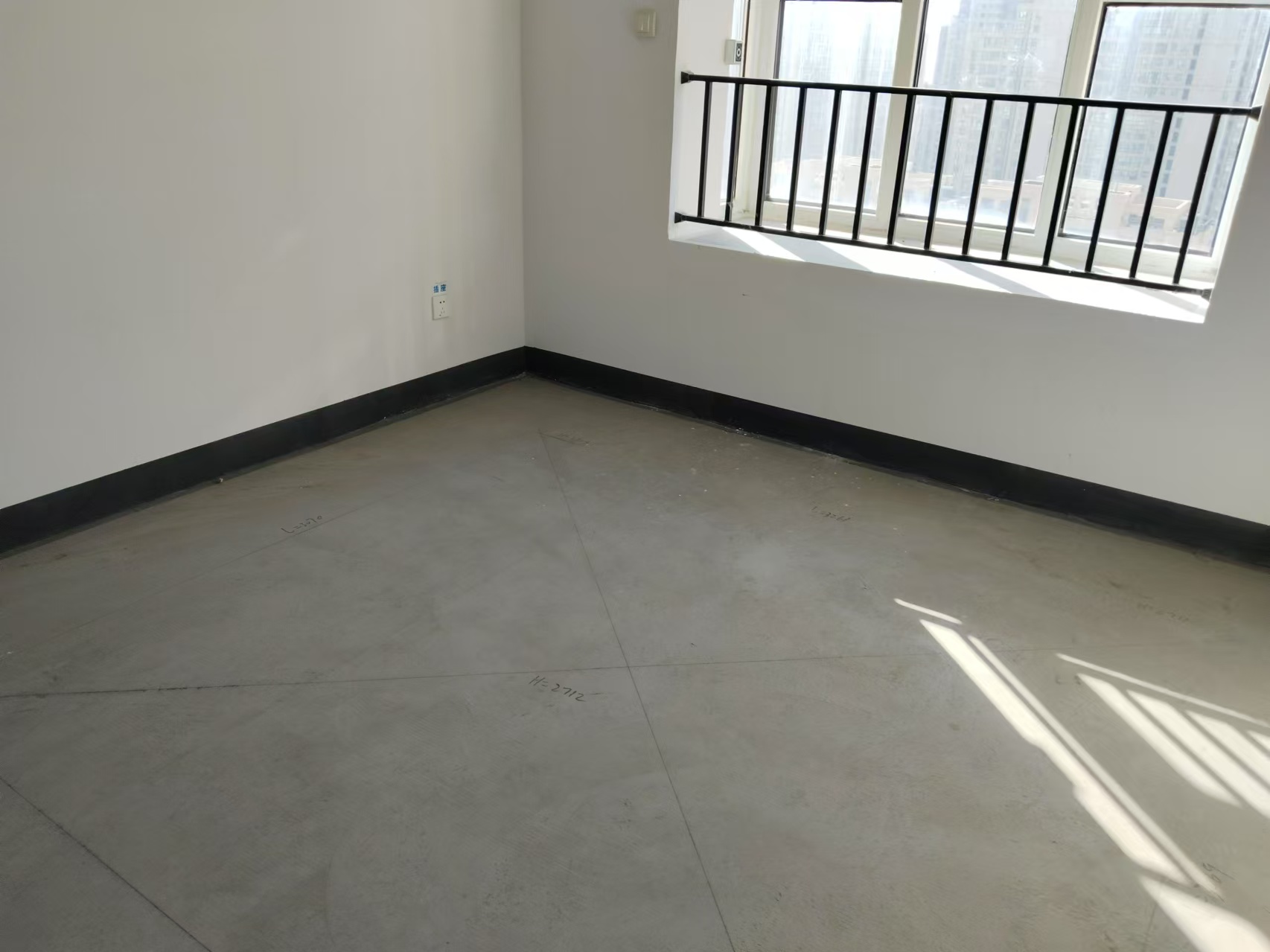世茂新界 3室2厅2卫 123m&sup2;