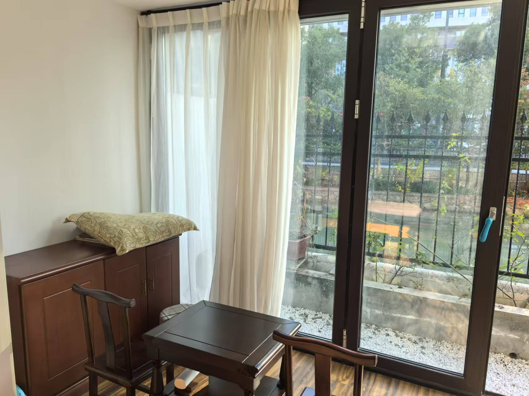 易家桥新村 2室1厅1卫 60m&sup2;