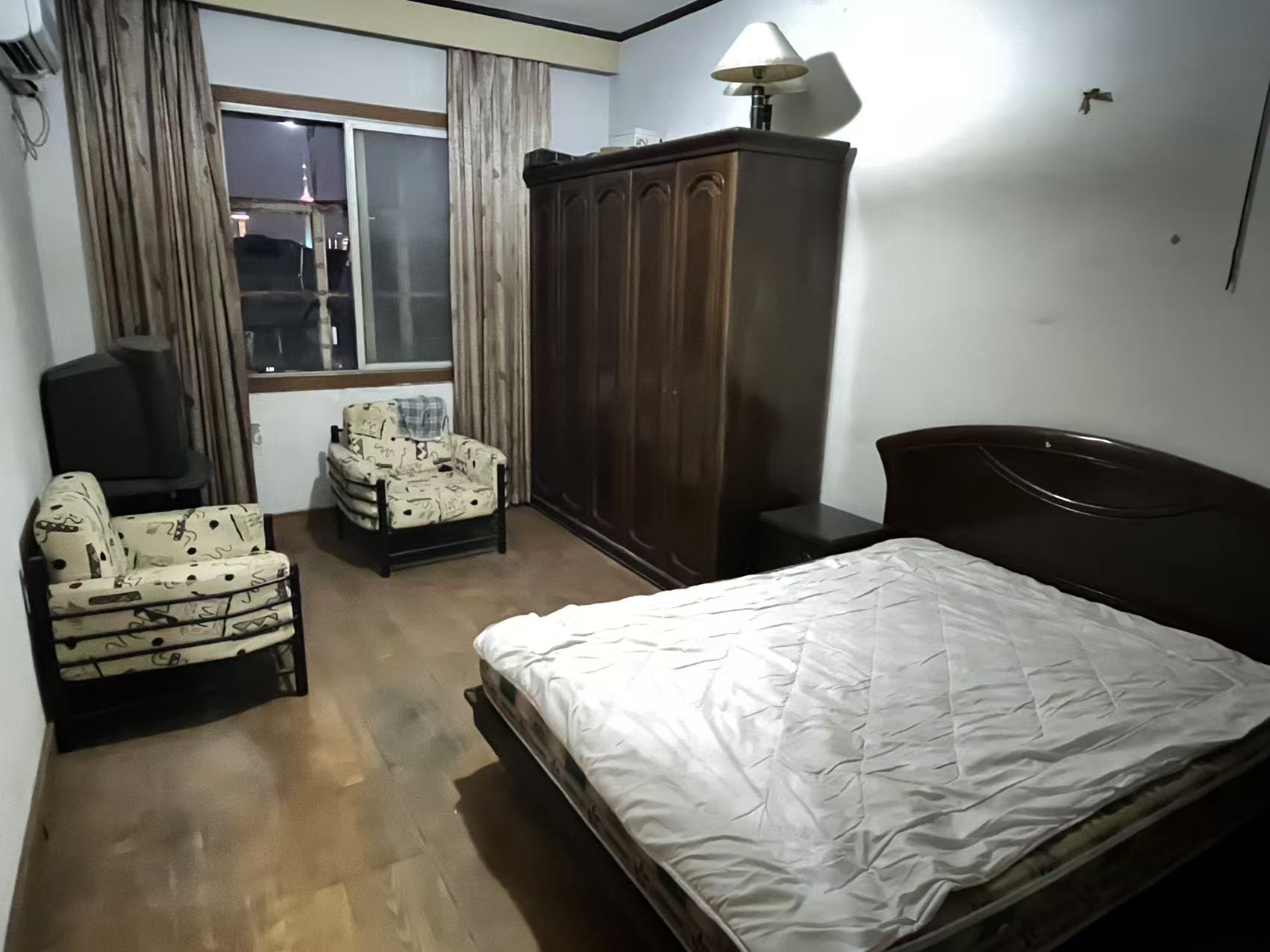 北濠新村二组团 2室1厅1卫 70m&sup2;