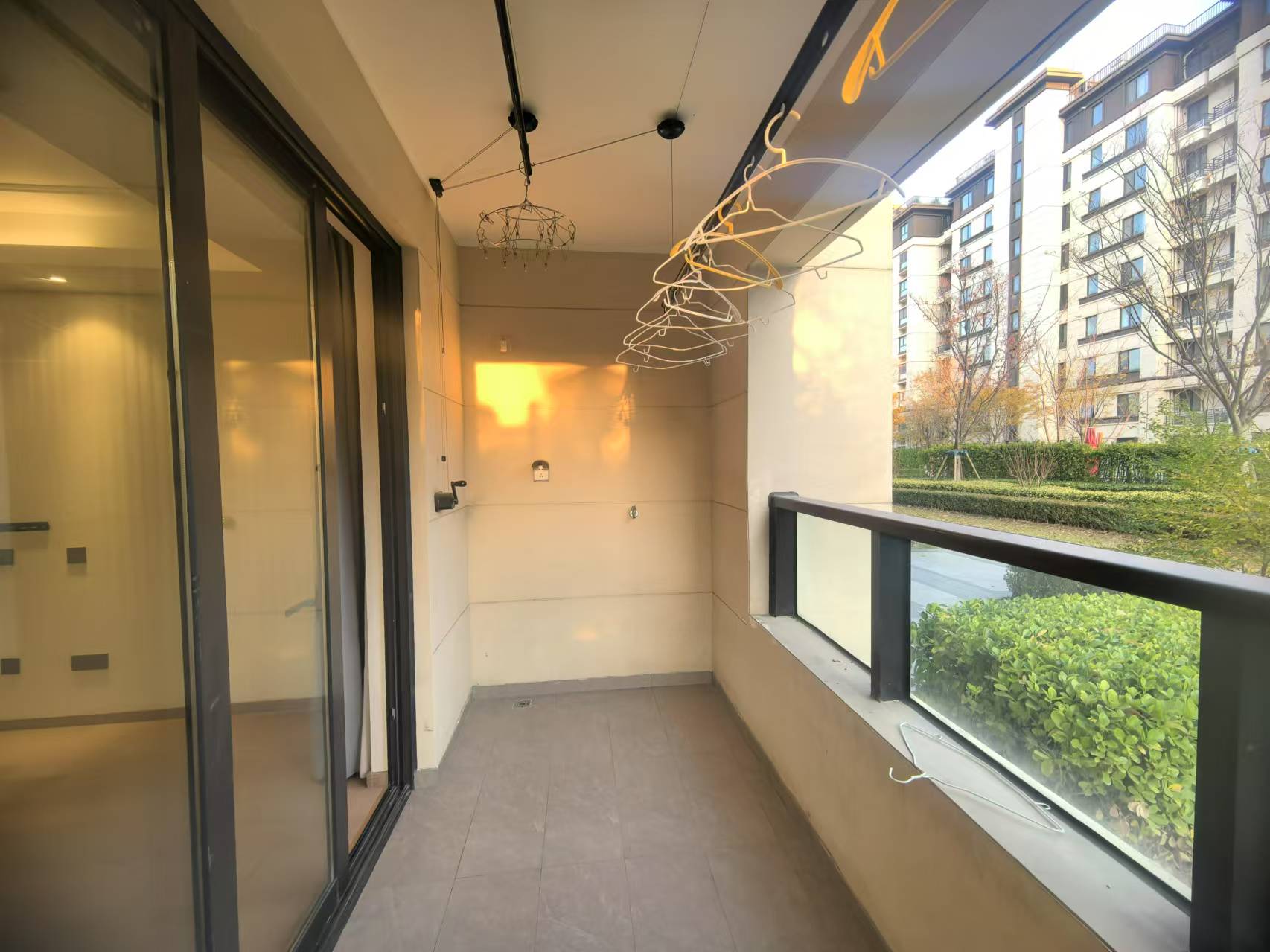 龙湖天宸源著 2室2厅2卫 95.00m&sup2;