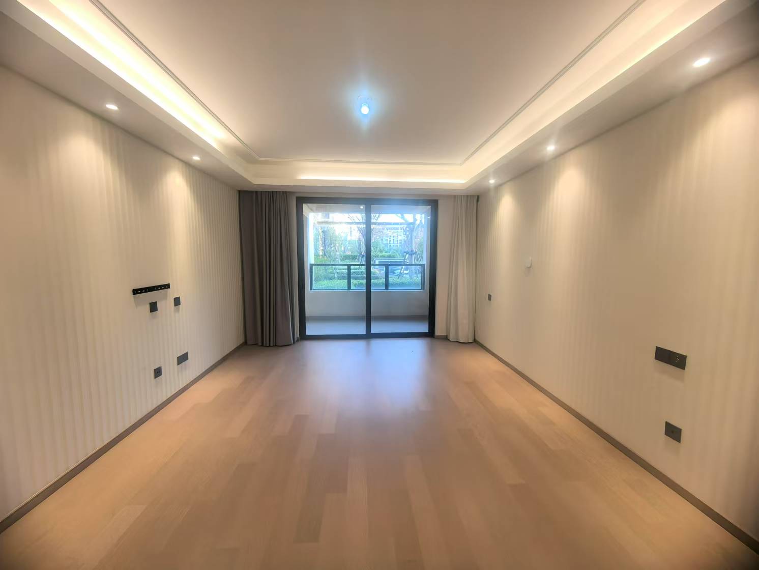 龙湖天宸源著 2室2厅2卫 95.00m&sup2;