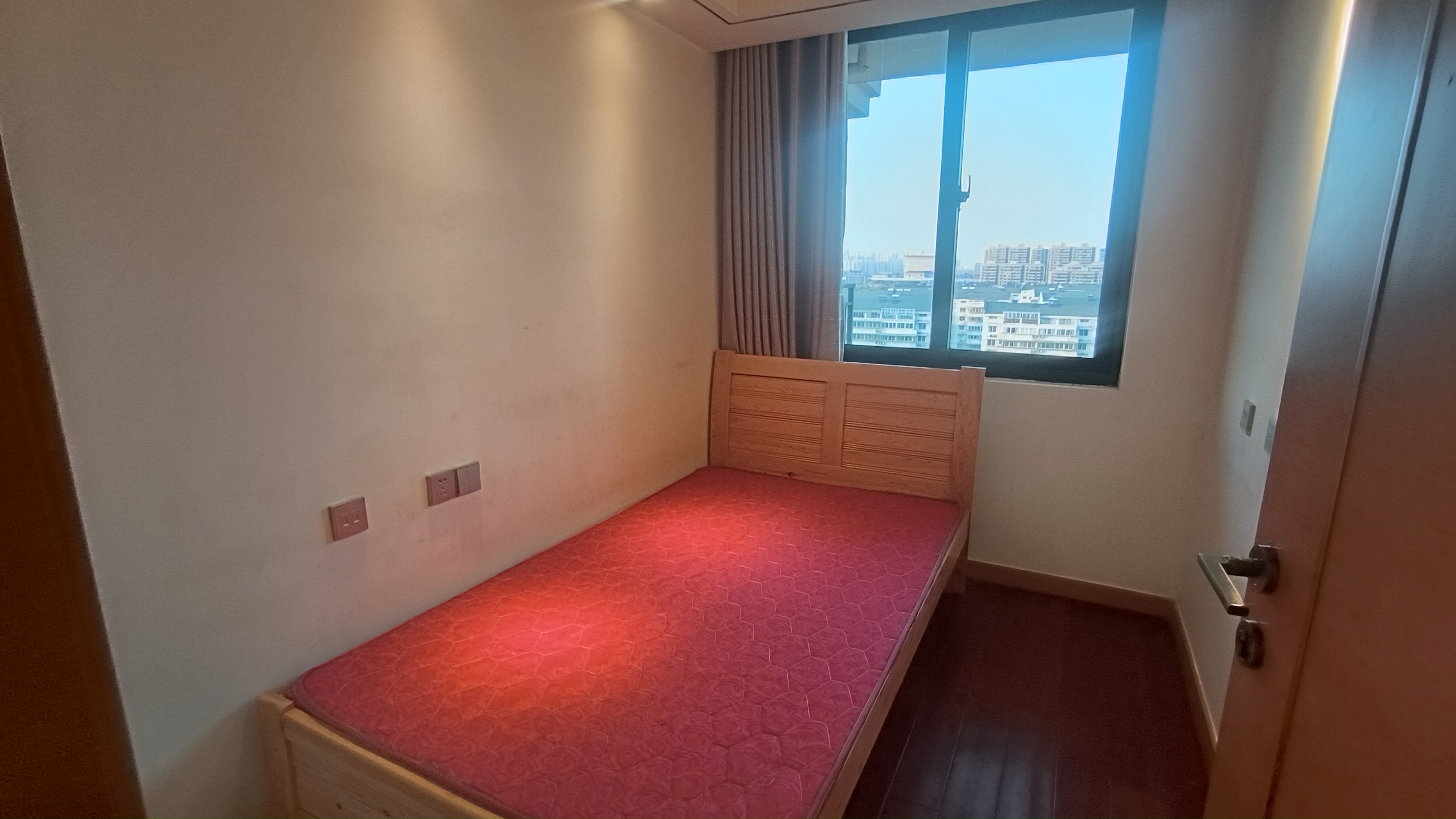 中南世纪花城三期 4室2厅2卫 139.49m&sup2;