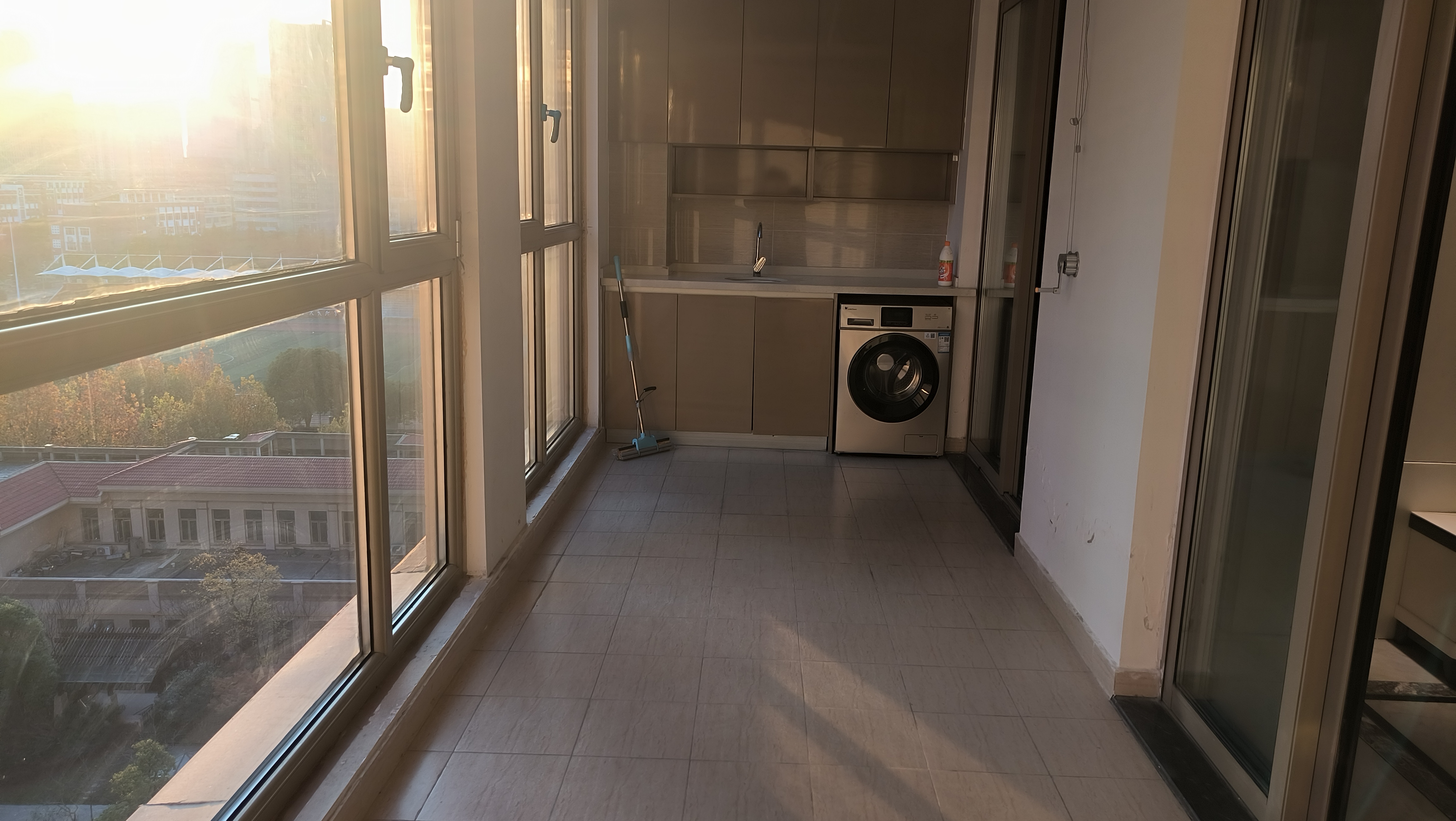 中南世纪花城三期 4室2厅2卫 139.49m&sup2;