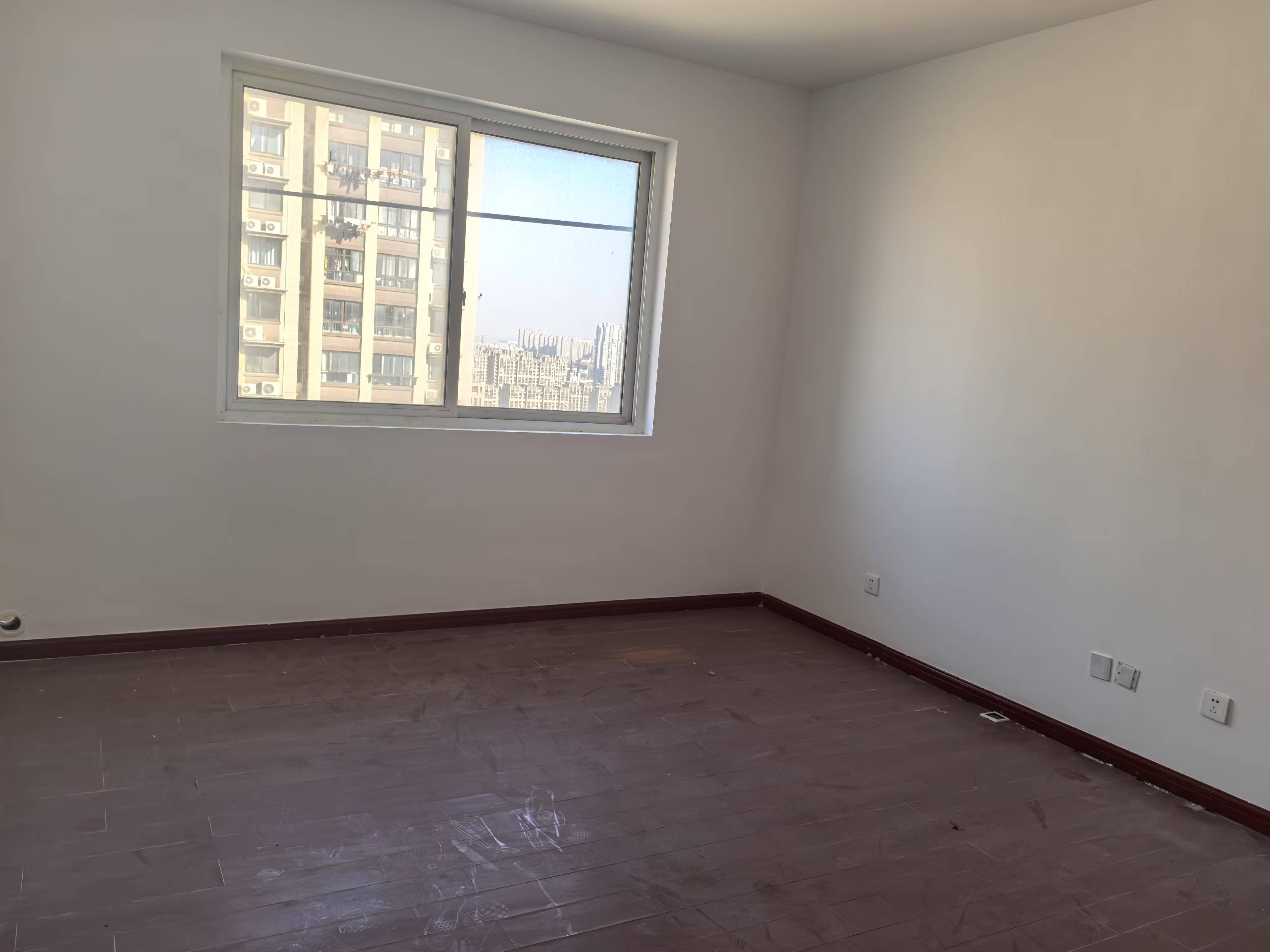 学士府 3室1厅1卫 122m&sup2;