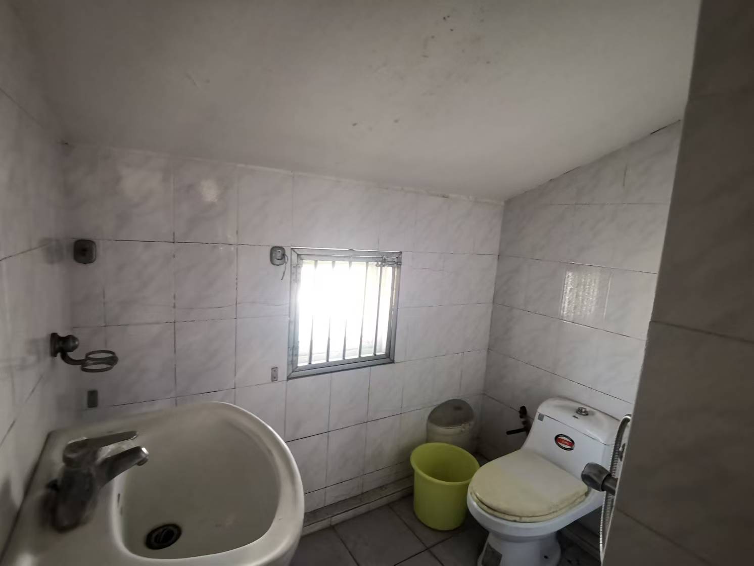 南川园新村 5室2厅2卫 119m&sup2;
