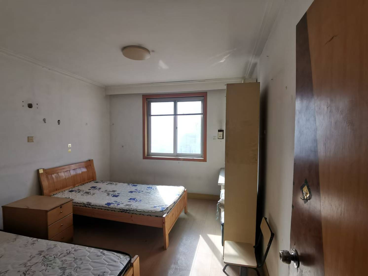 南川园新村 5室2厅2卫 119m&sup2;