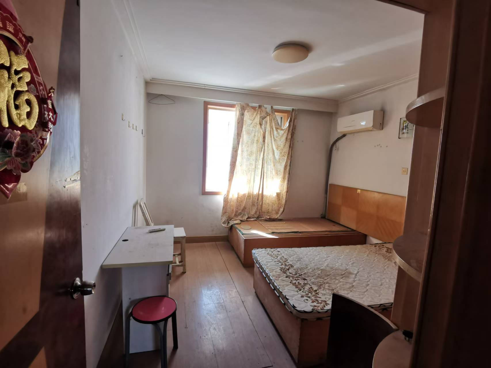 南川园新村 5室2厅2卫 119m&sup2;