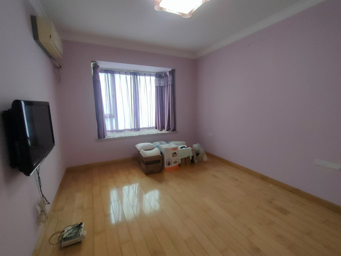 中南世纪城北区 3室2厅2卫 154m&sup2;
