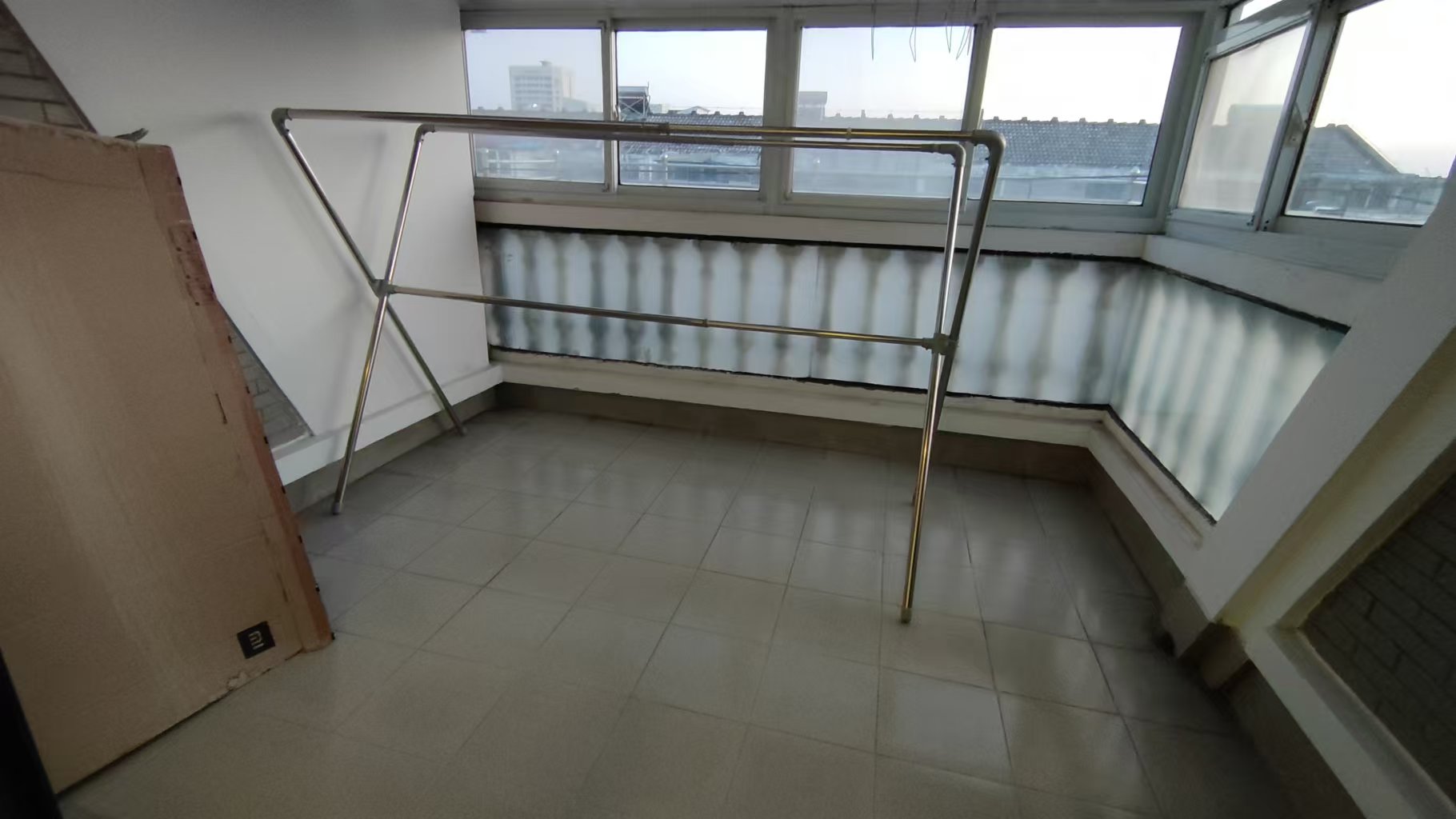 新建路新村(新建花苑) 5室2厅2卫 143m&sup2;