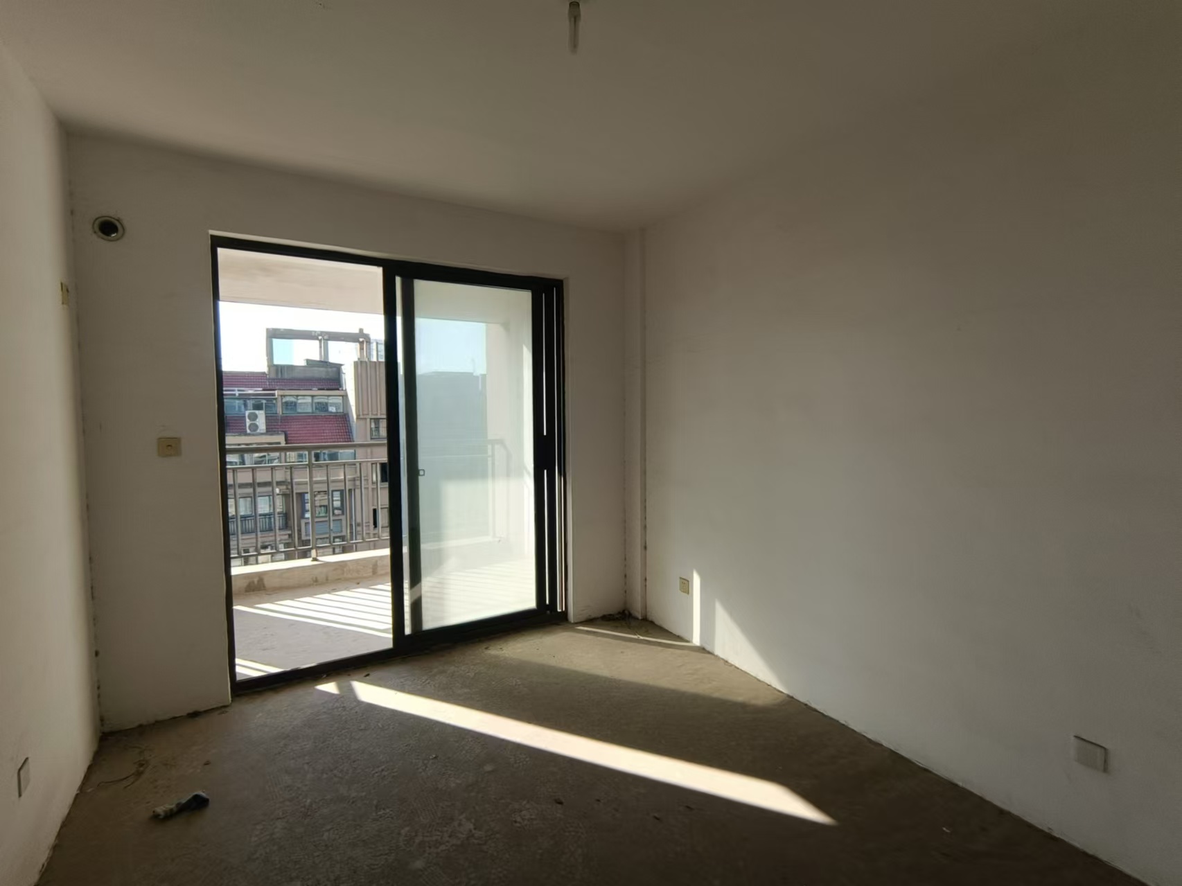 桐墅湾 2室2厅1卫 98m&sup2;