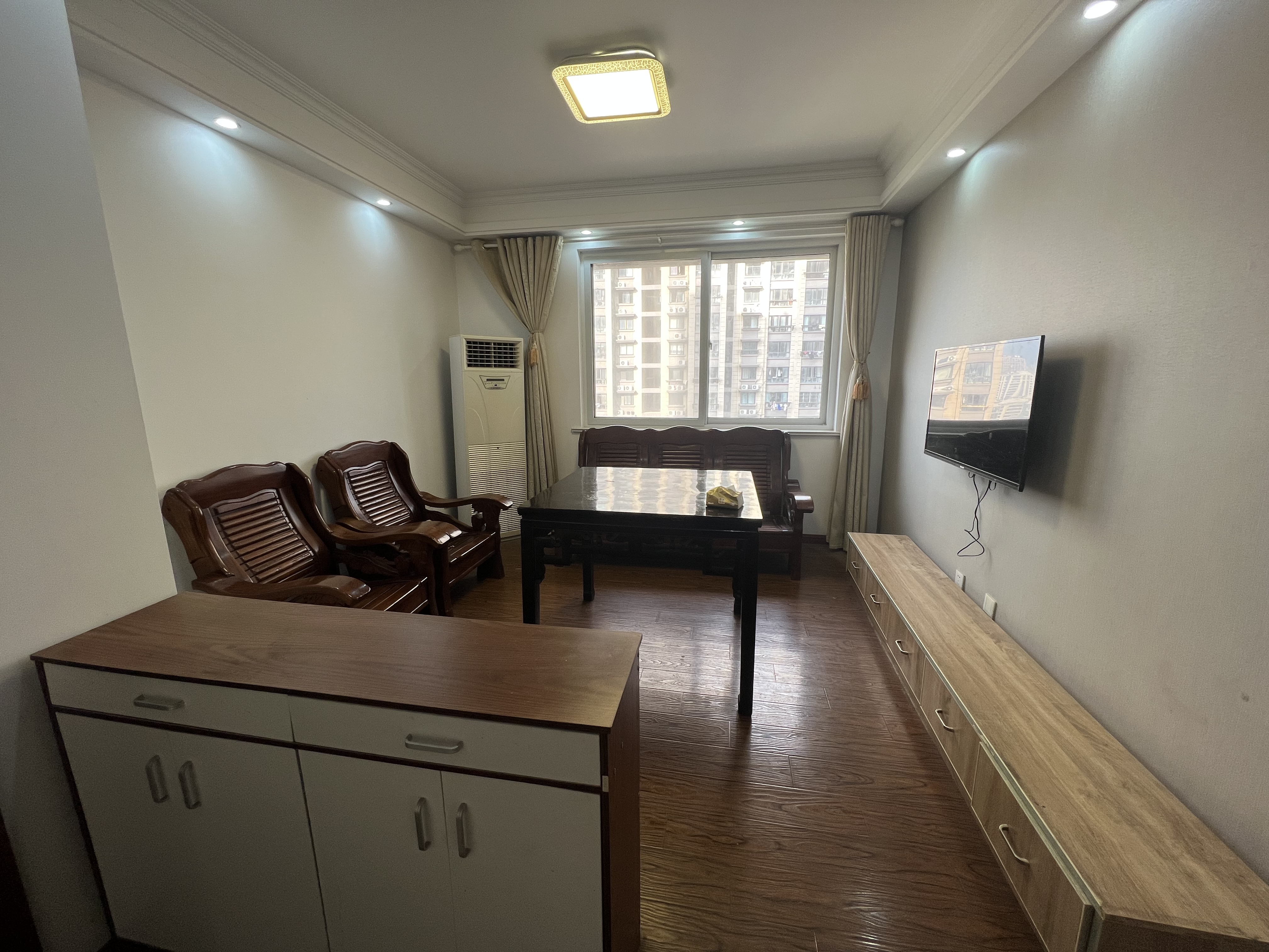 学士府 3室1厅1卫 110m&sup2;