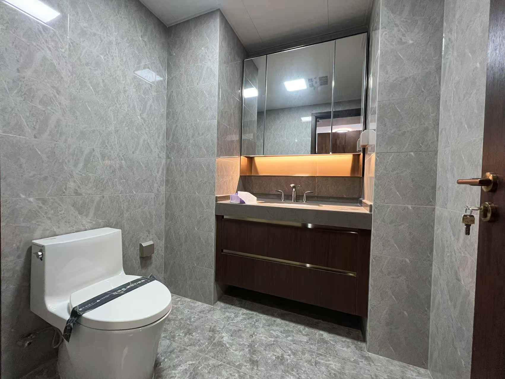 中海翠湖溪岸 4室2厅3卫 178.71m&sup2;