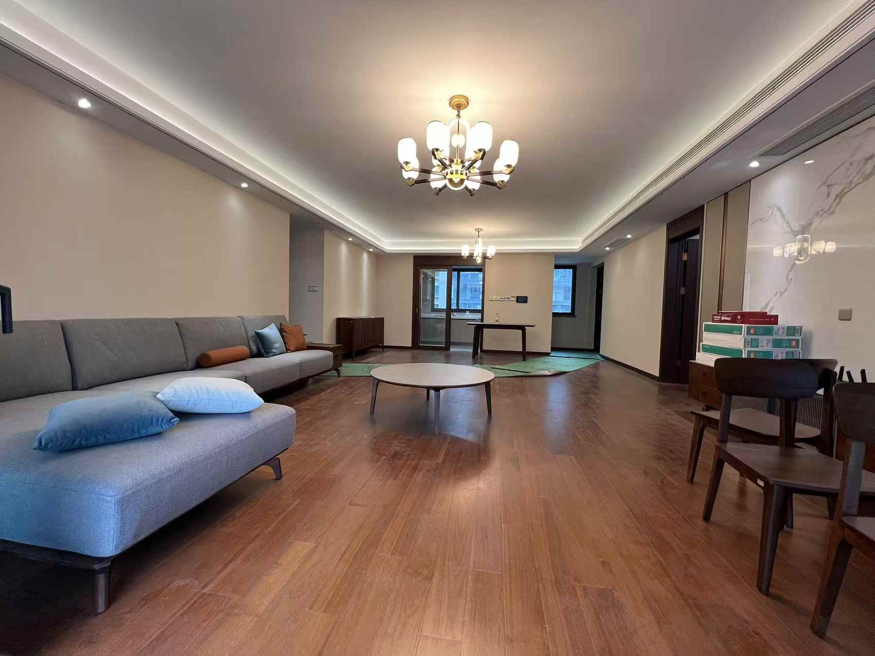 中海翠湖溪岸 4室2厅3卫 178.71m²