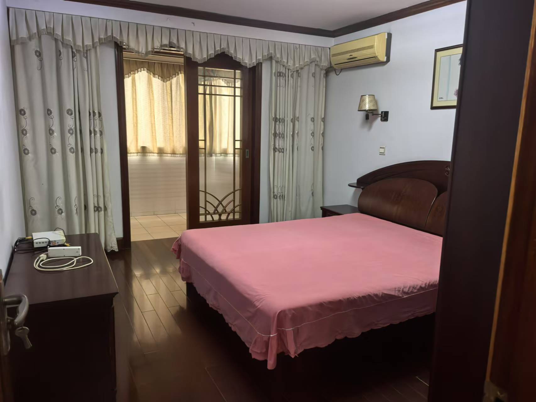 天都花苑 3室2厅1卫 108m&sup2;