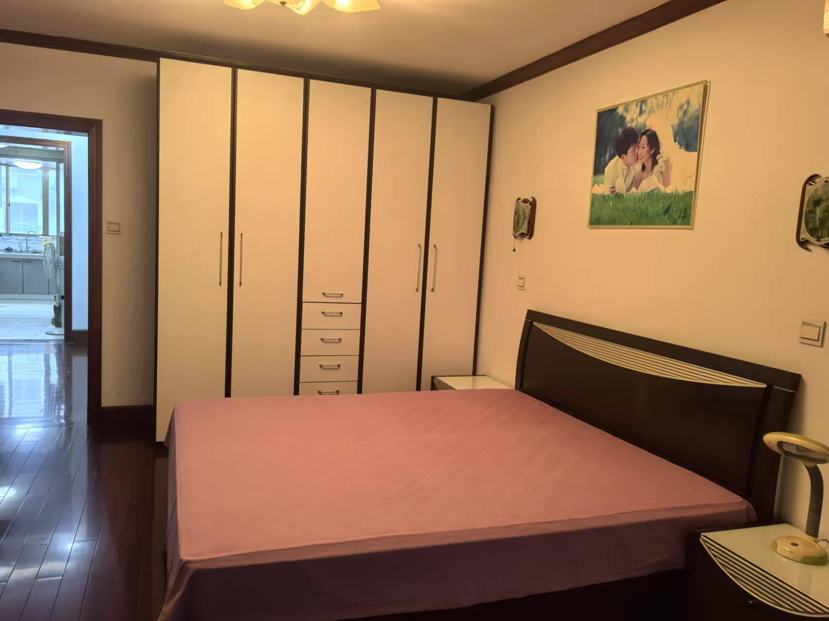 天都花苑 3室2厅1卫 108m&sup2;