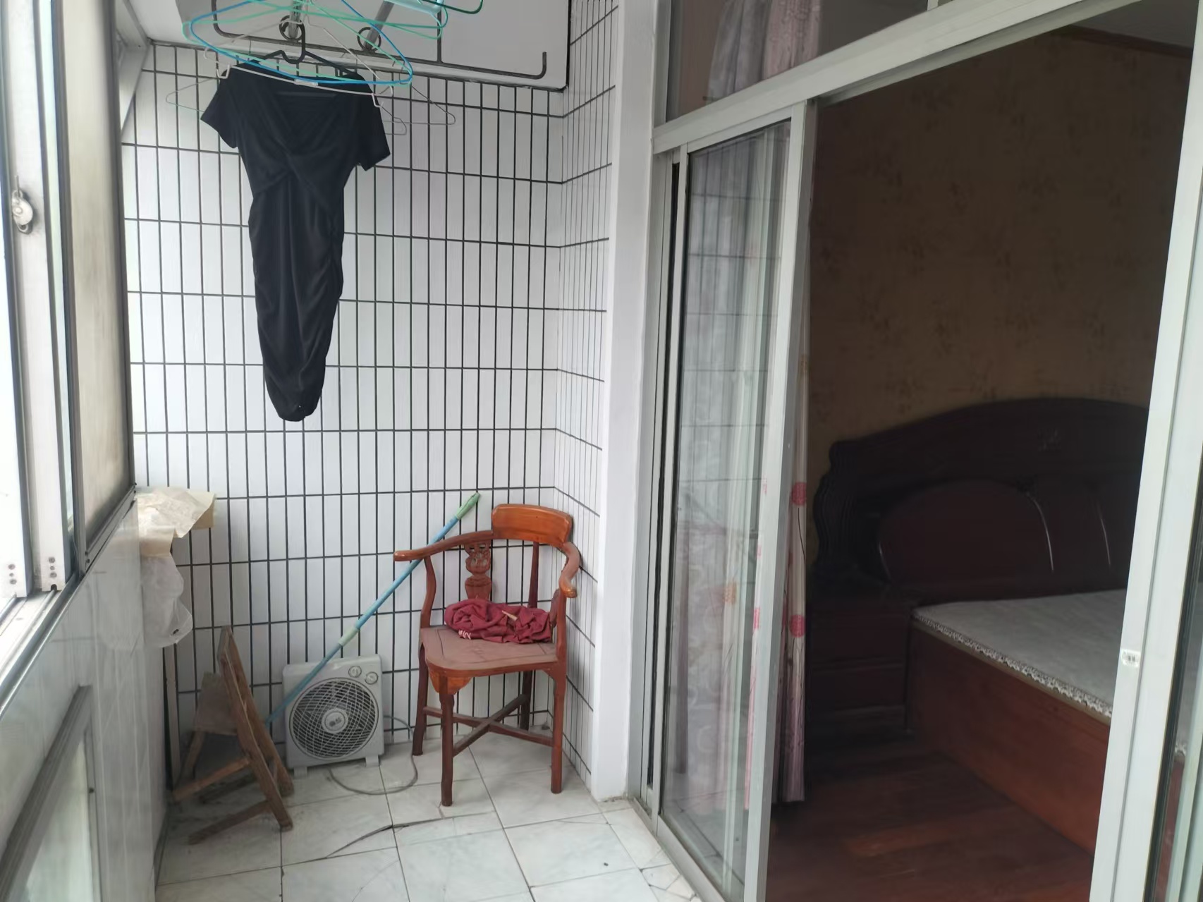 百花军宅苑 3室2厅2卫 91m&sup2;