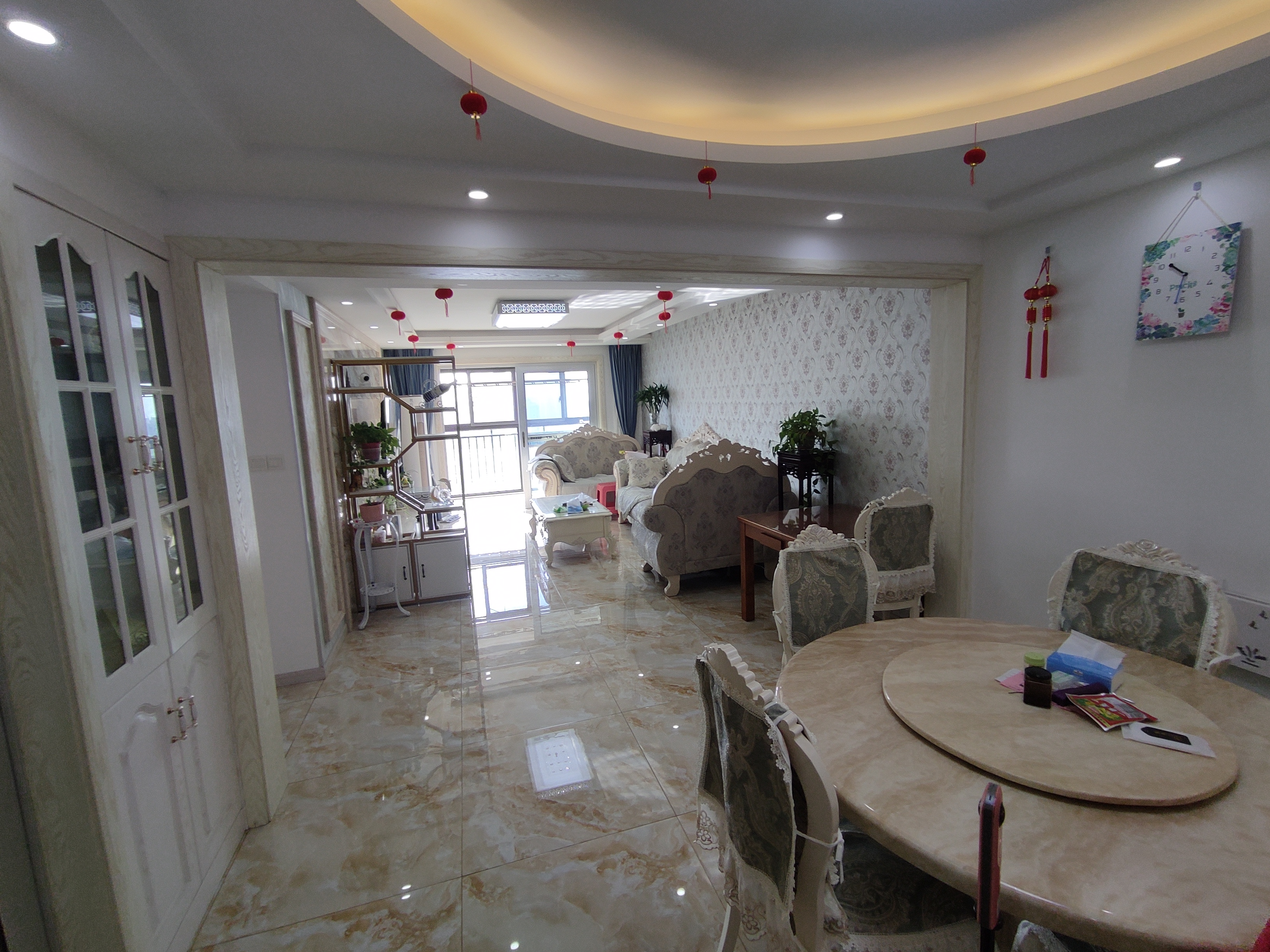 汇富花苑 3室1厅1卫 140m&sup2;