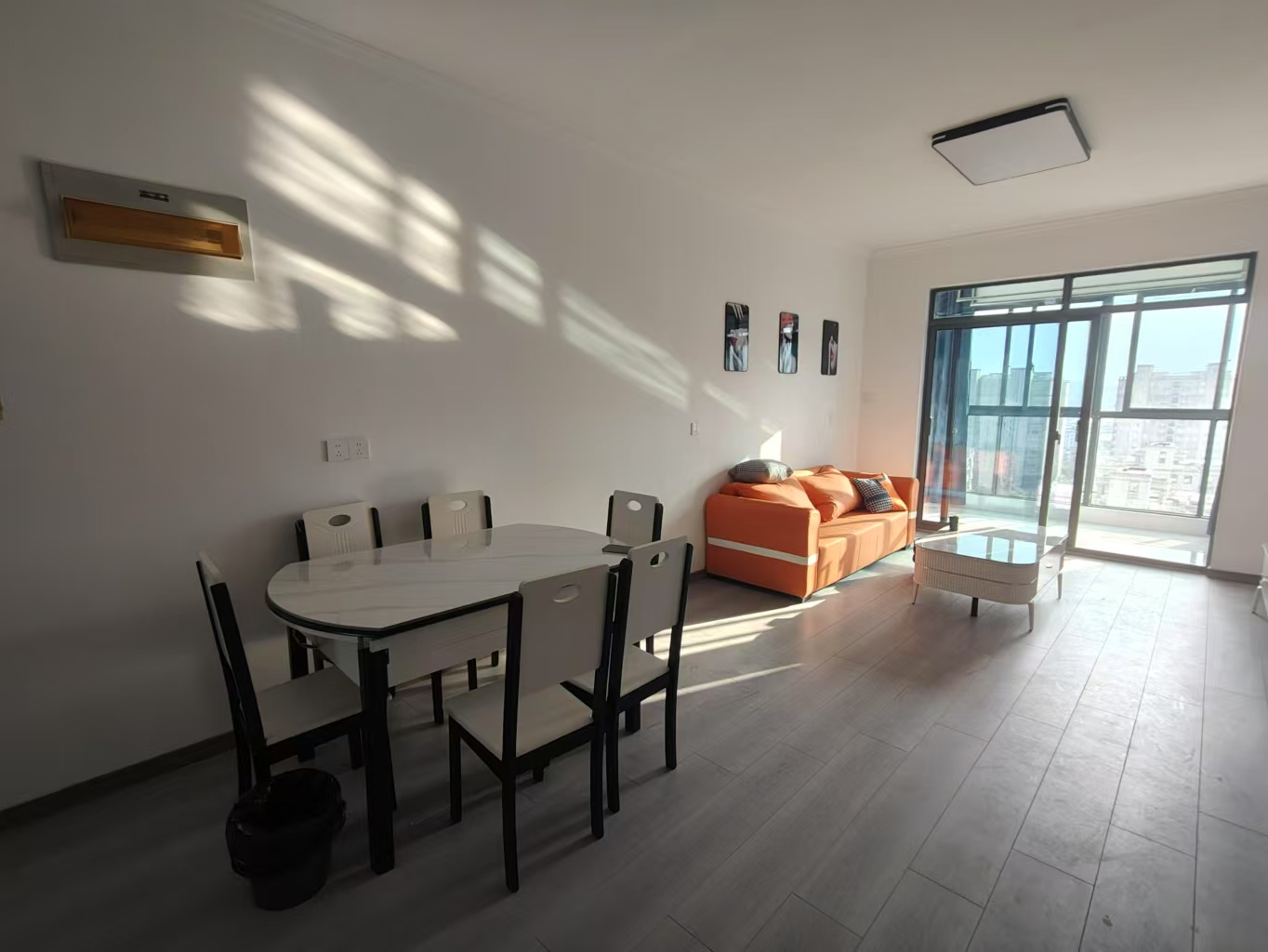 翠湖景苑 3室2厅1卫 100.00m&sup2;