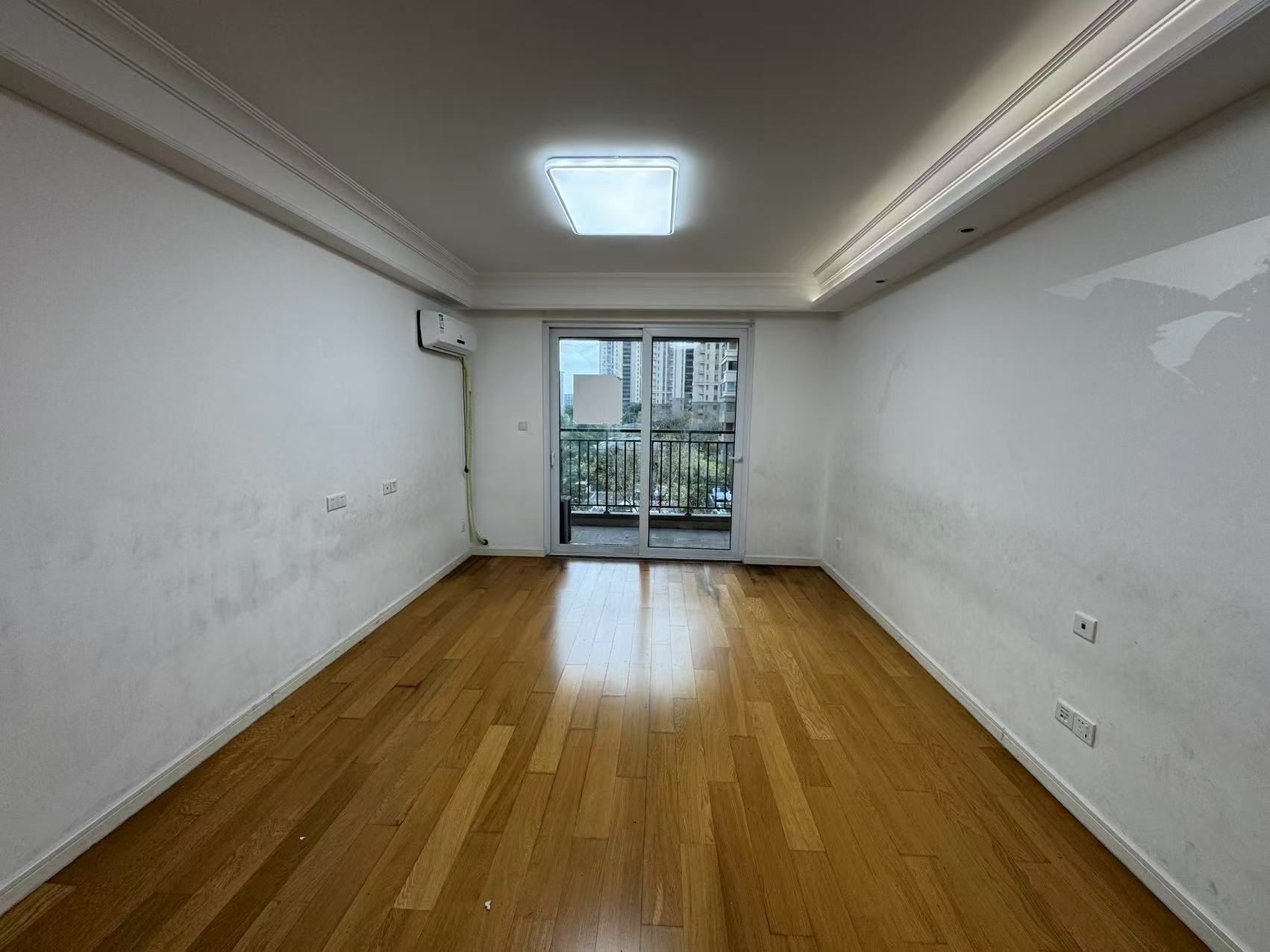 中海碧林湾 3室1厅2卫 108.00m²