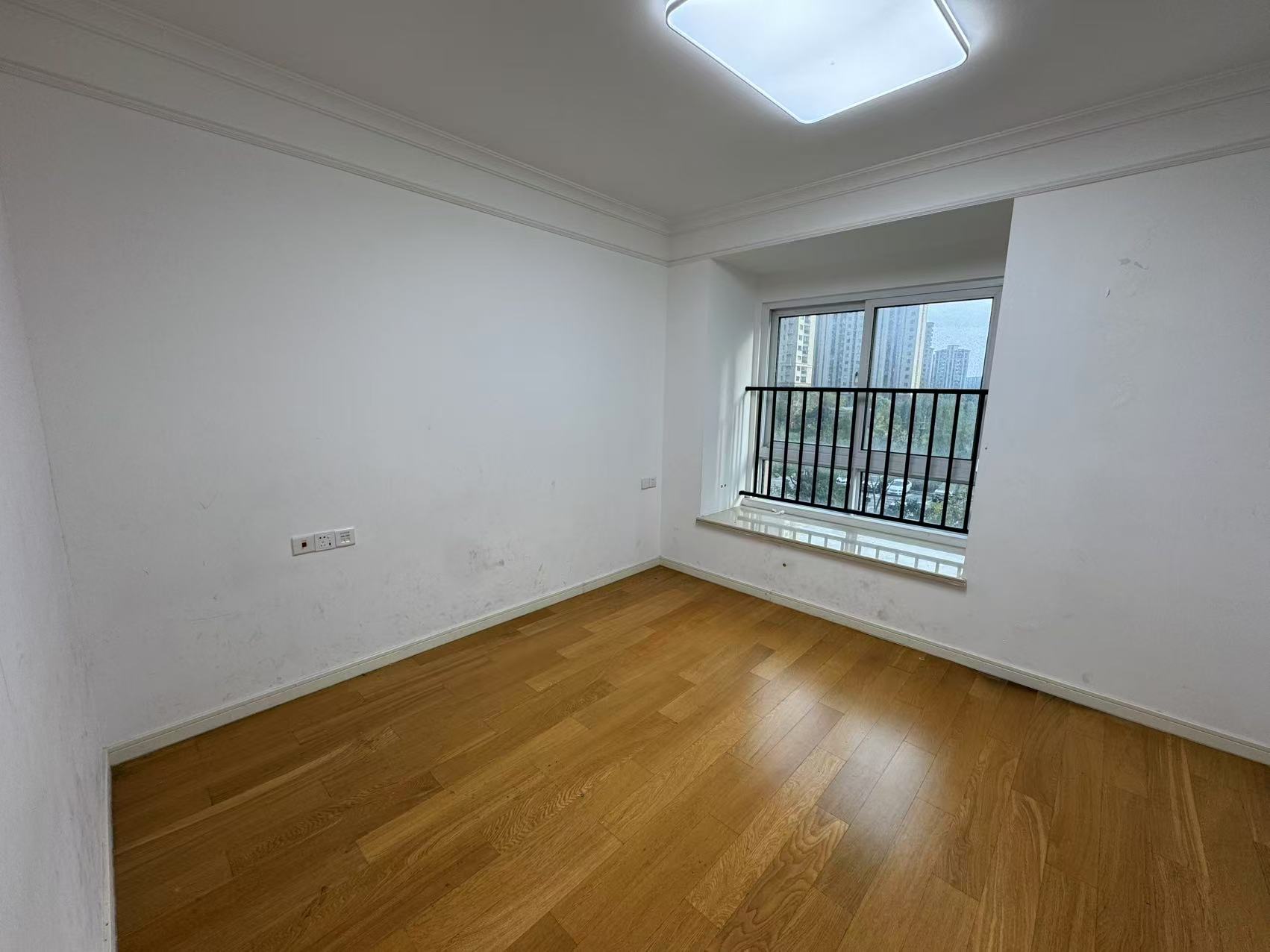 中海碧林湾 3室1厅2卫 108.00m&sup2;
