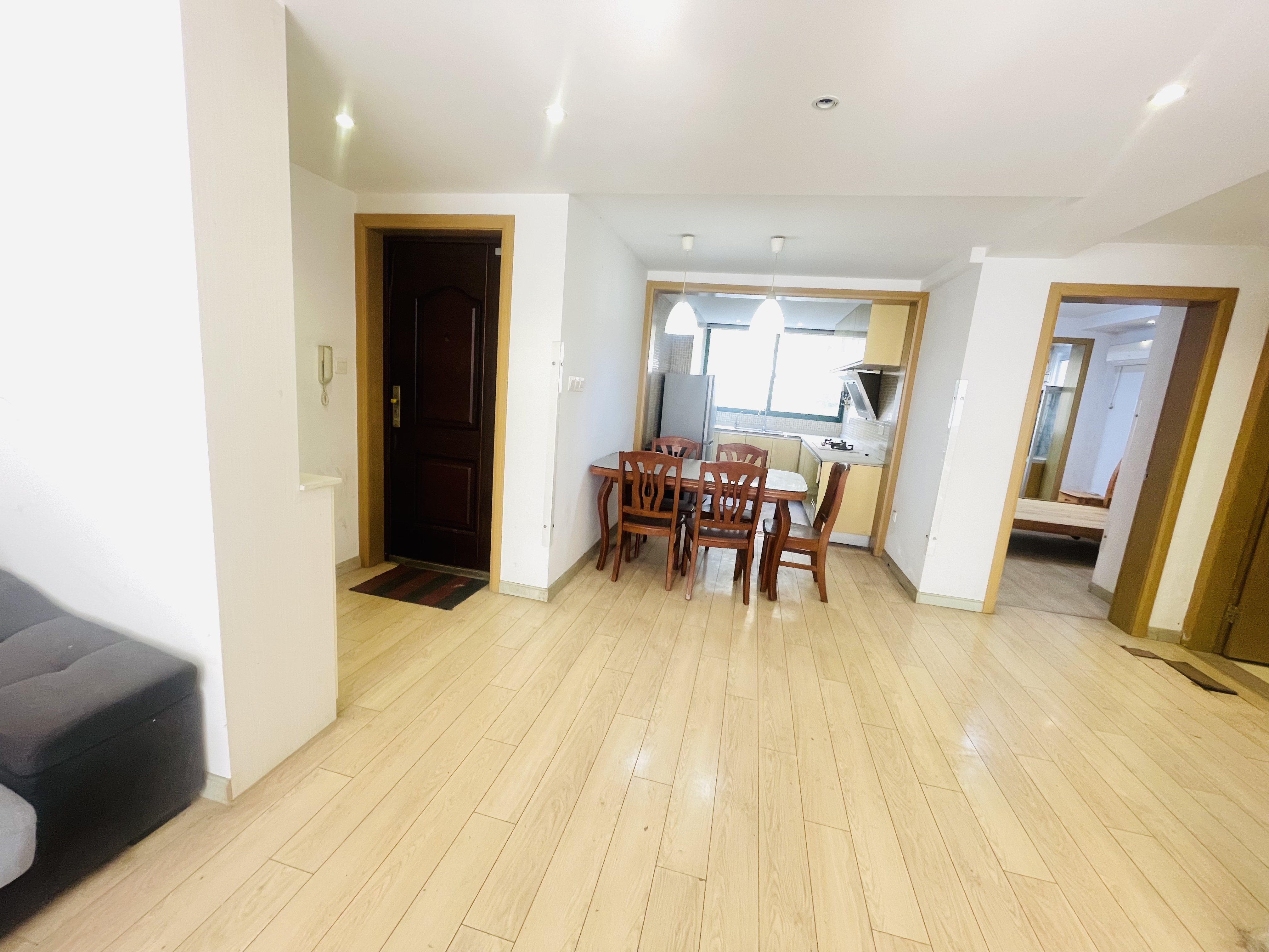 东晖花园 2室1厅1卫 92m&sup2;
