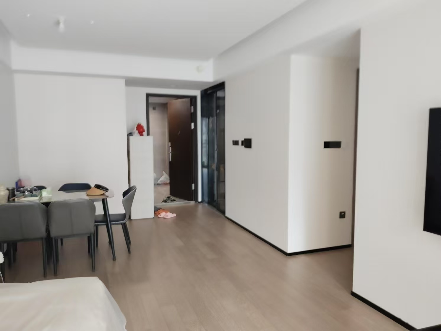 万科翡翠公园 3室2厅1卫 91.01m&sup2;