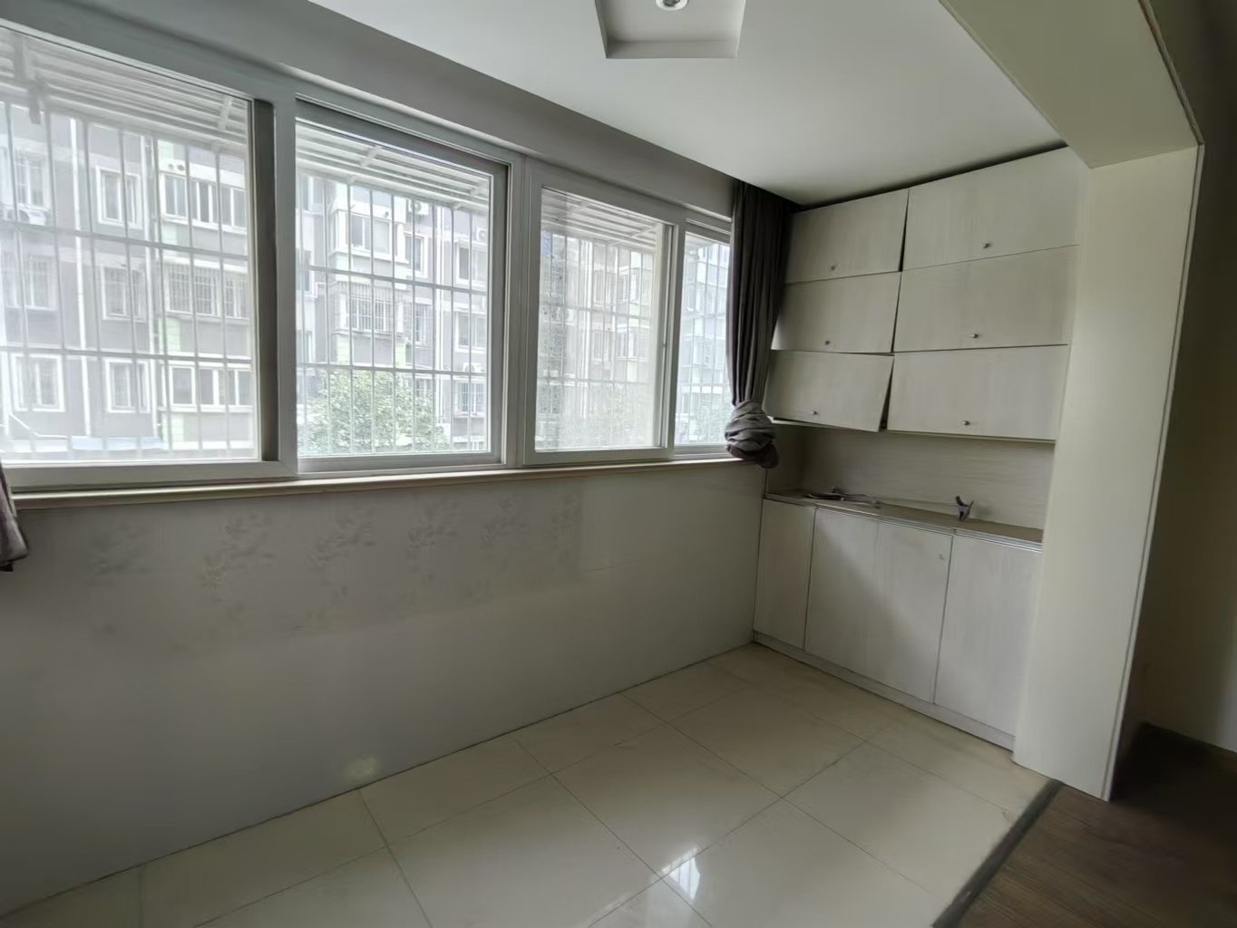 永和花苑 3室2厅1卫 118m&sup2;