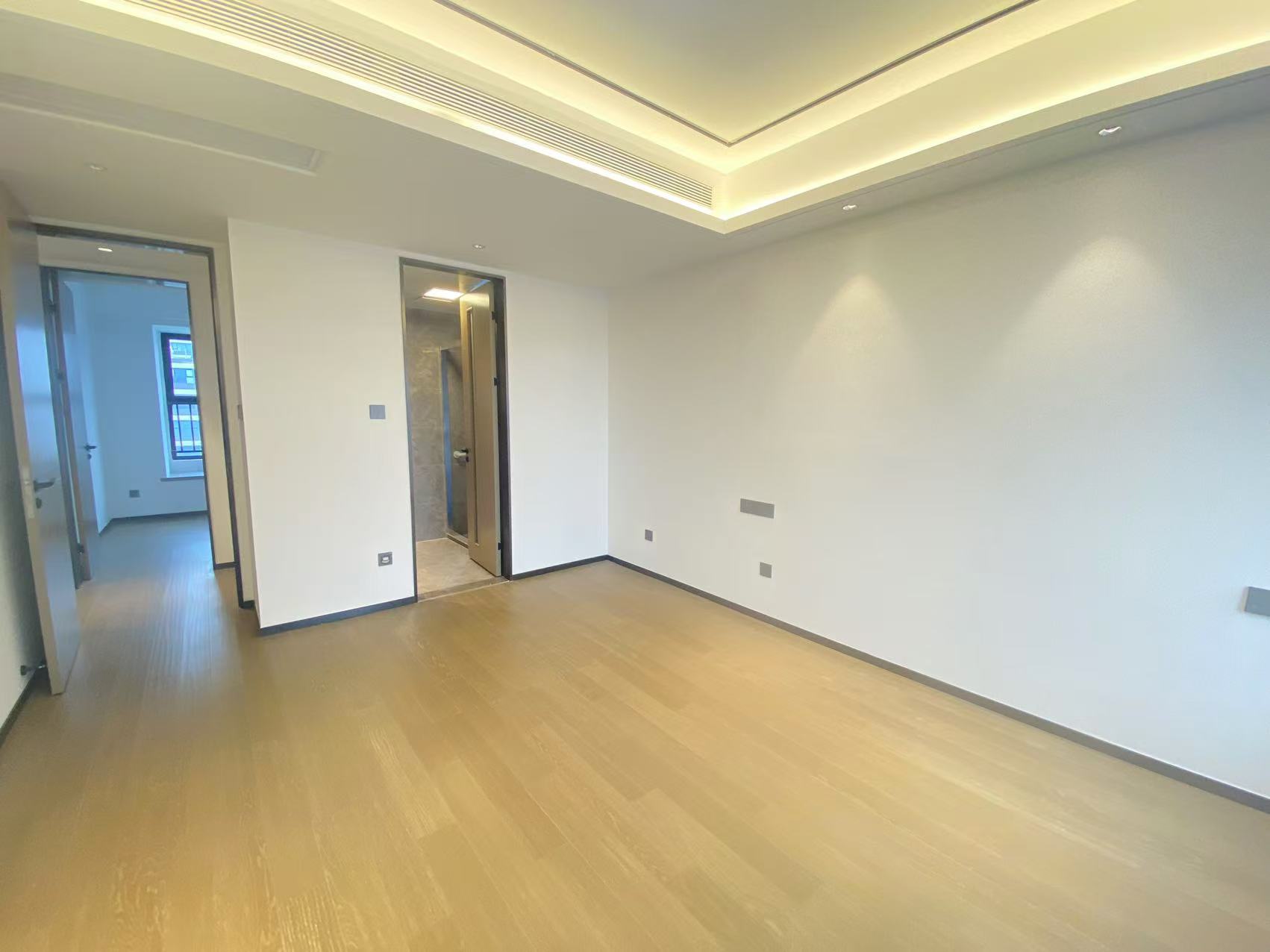 滨江道静园 4室2厅2卫 143m&sup2;