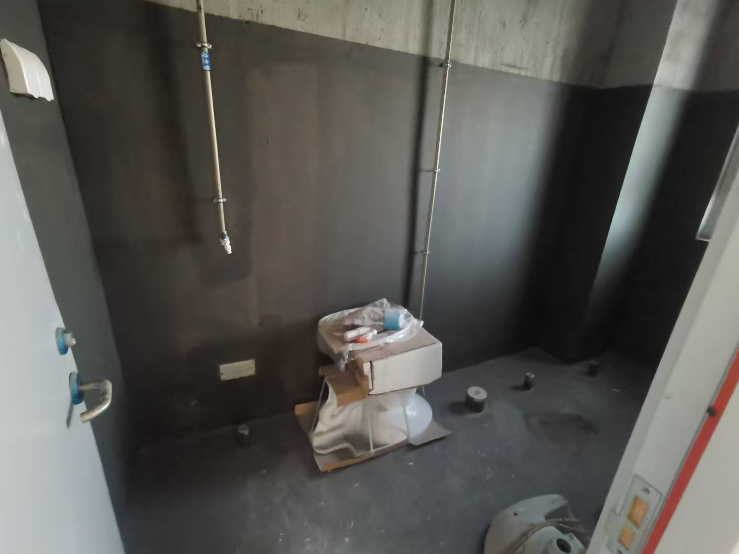 世茂新界 3室2厅1卫 90m²