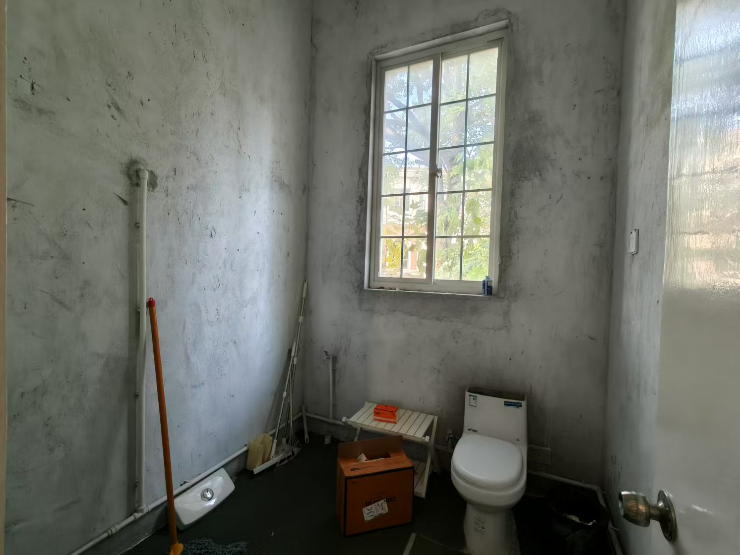东郊庄园 5室3厅3卫 355m&sup2;