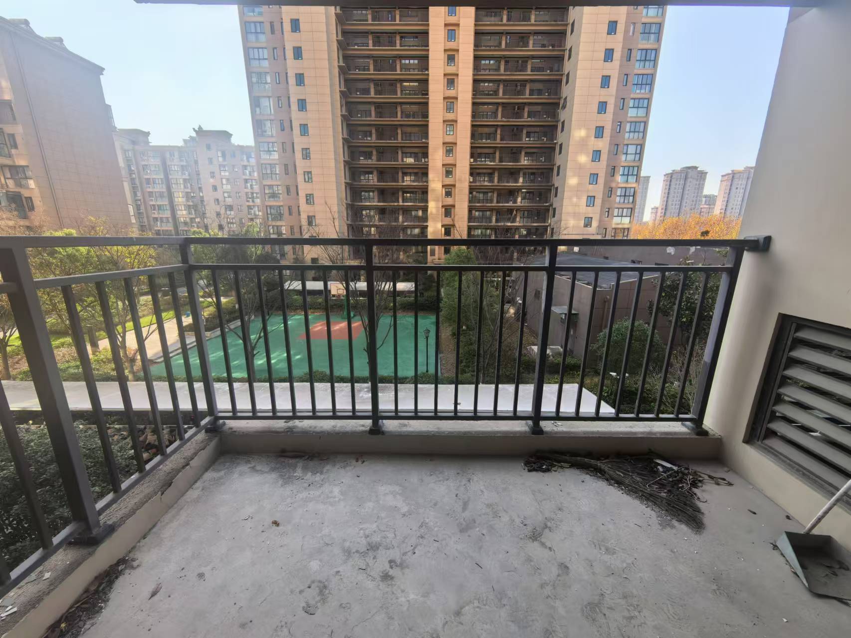 佳源都市 3室2厅1卫 100.00m&sup2;