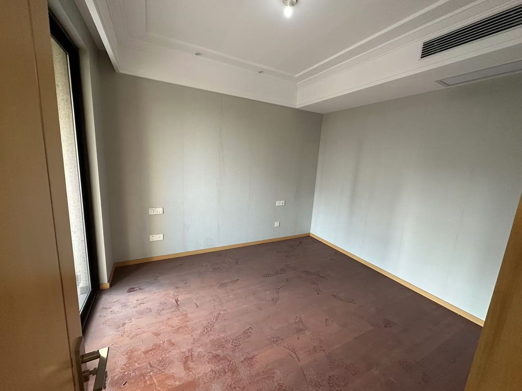 绿城沁园 4室2厅2卫 143m&sup2;