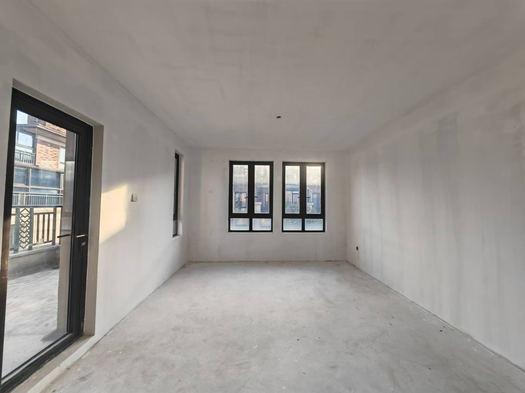 山水壹号 4室2厅4卫 354.93m²
