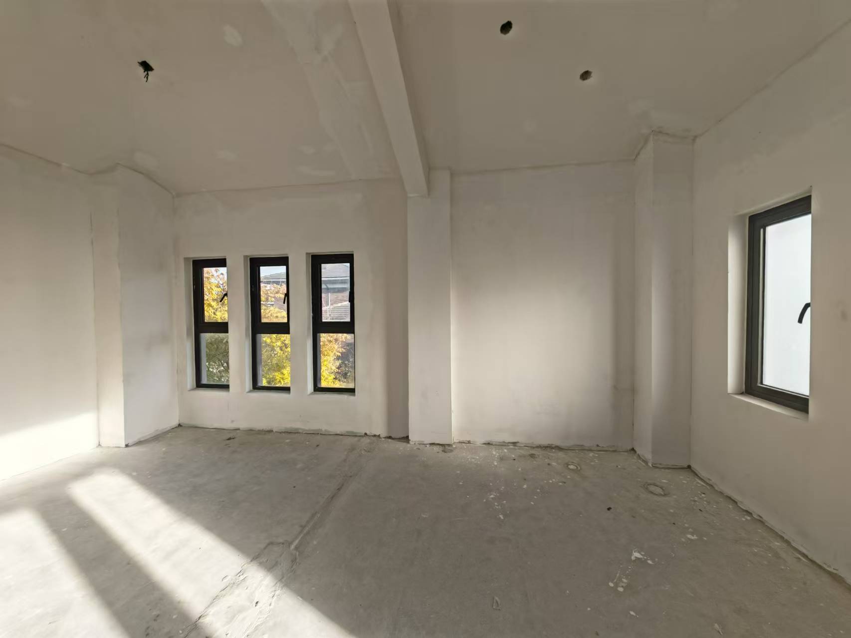 山水壹号 4室2厅4卫 354.93m²